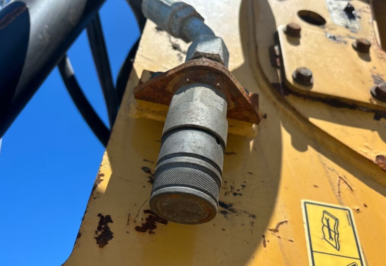 gallery 2016 Caterpillar 420F2 IT 4WD Backhoe