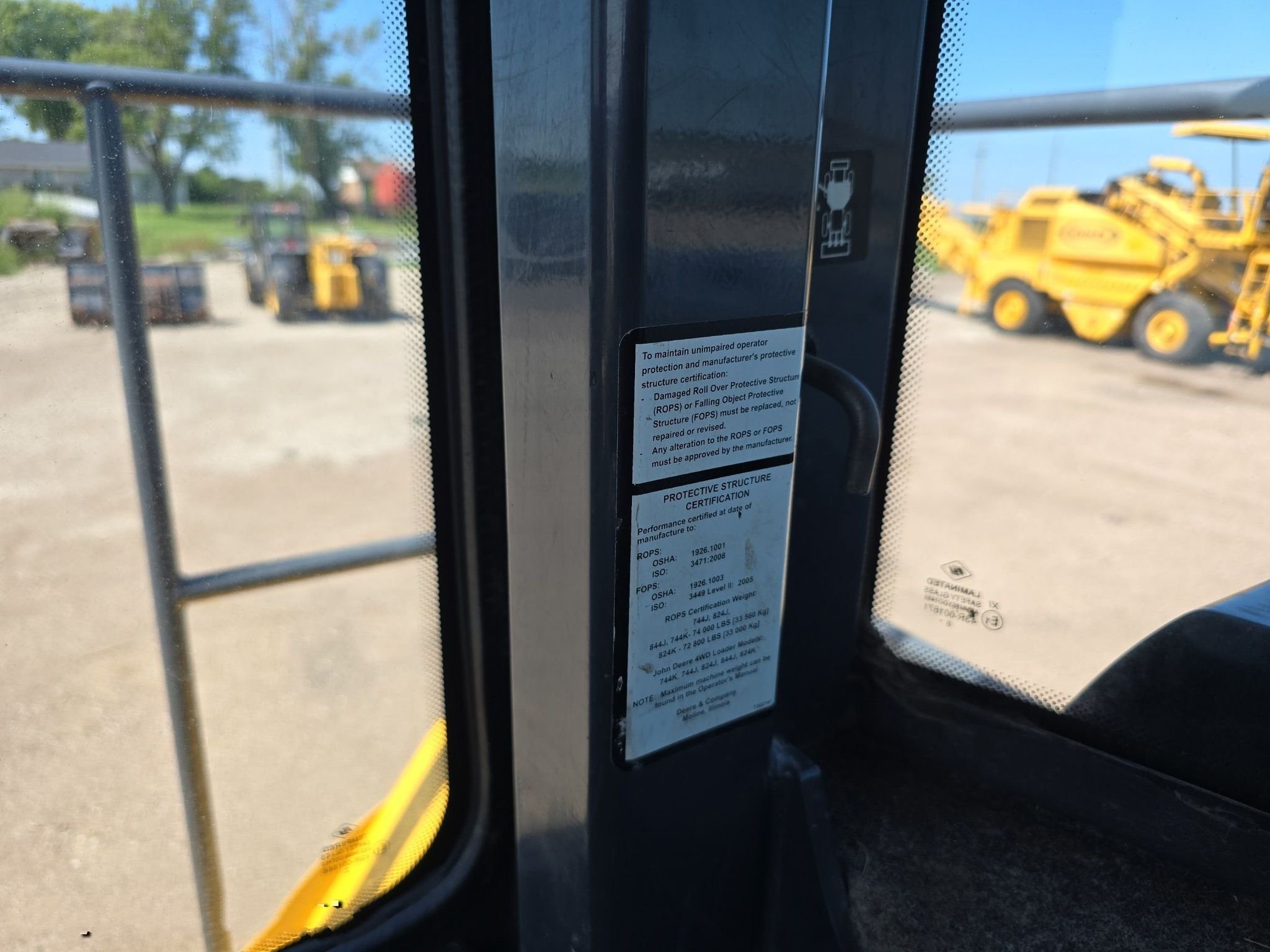 gallery 2014 John Deere 824K Wheel Loader