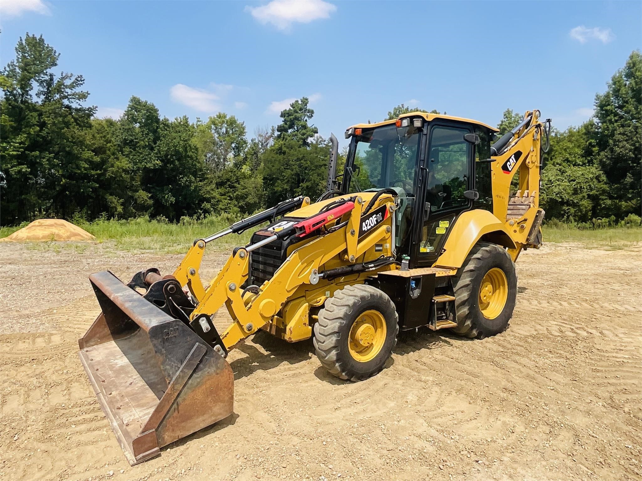 gallery 2015 CATERPILLAR 420F2 IT