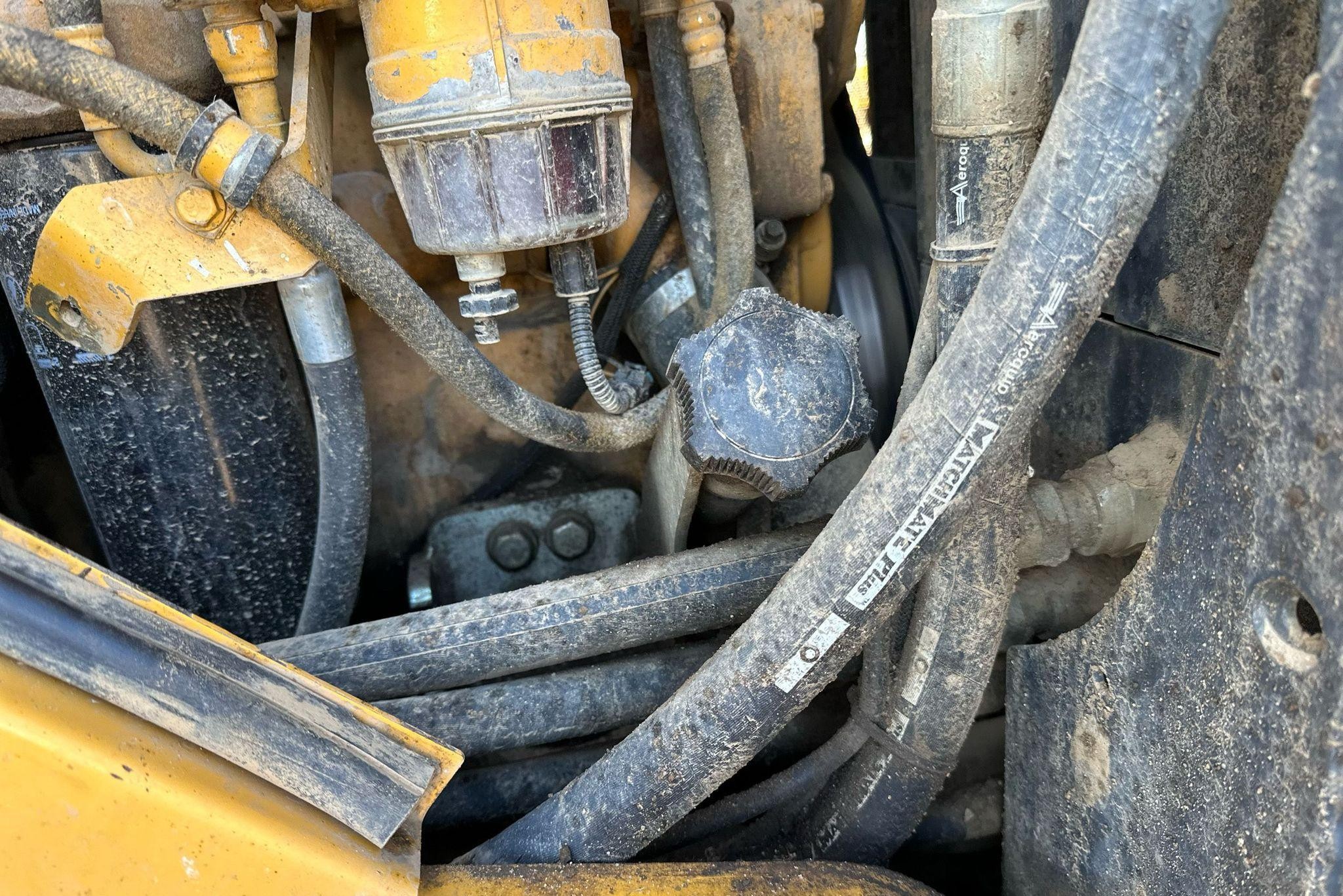 gallery 2006 John Deere 844J wheel loader
