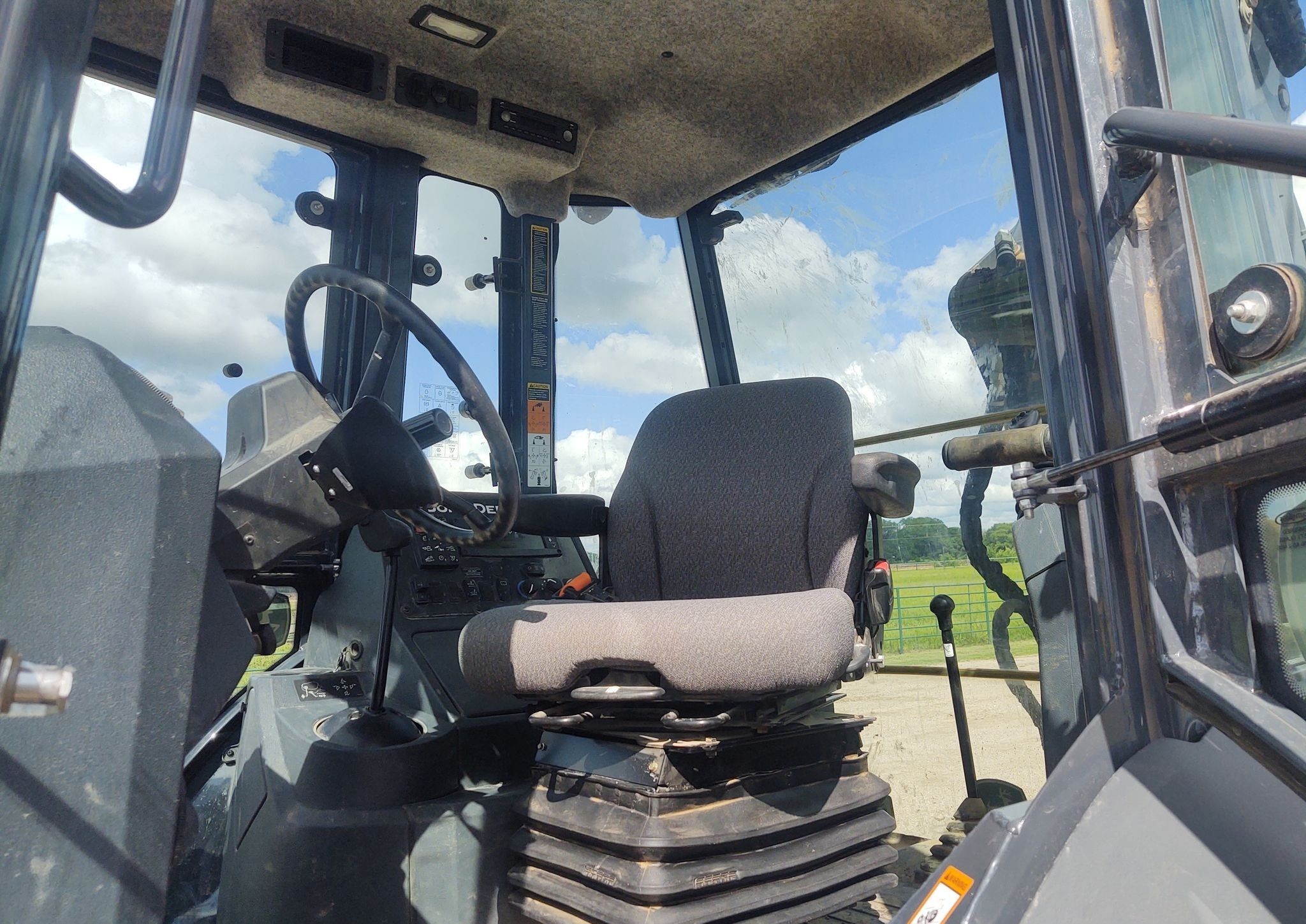 gallery 2018 John Deere 410L backhoe