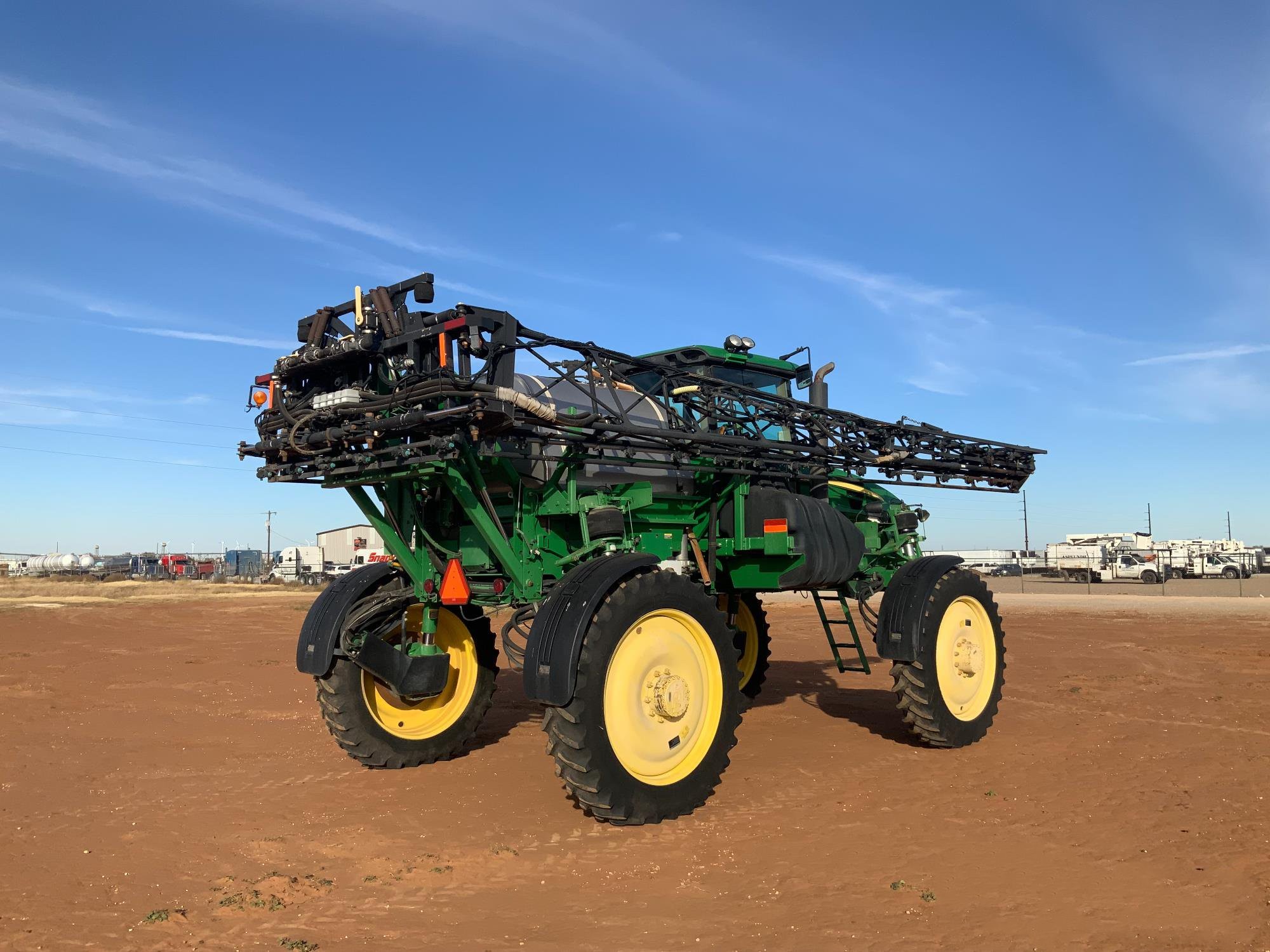 gallery 2011 John Deere 4730 Self-Propelled Sprayer