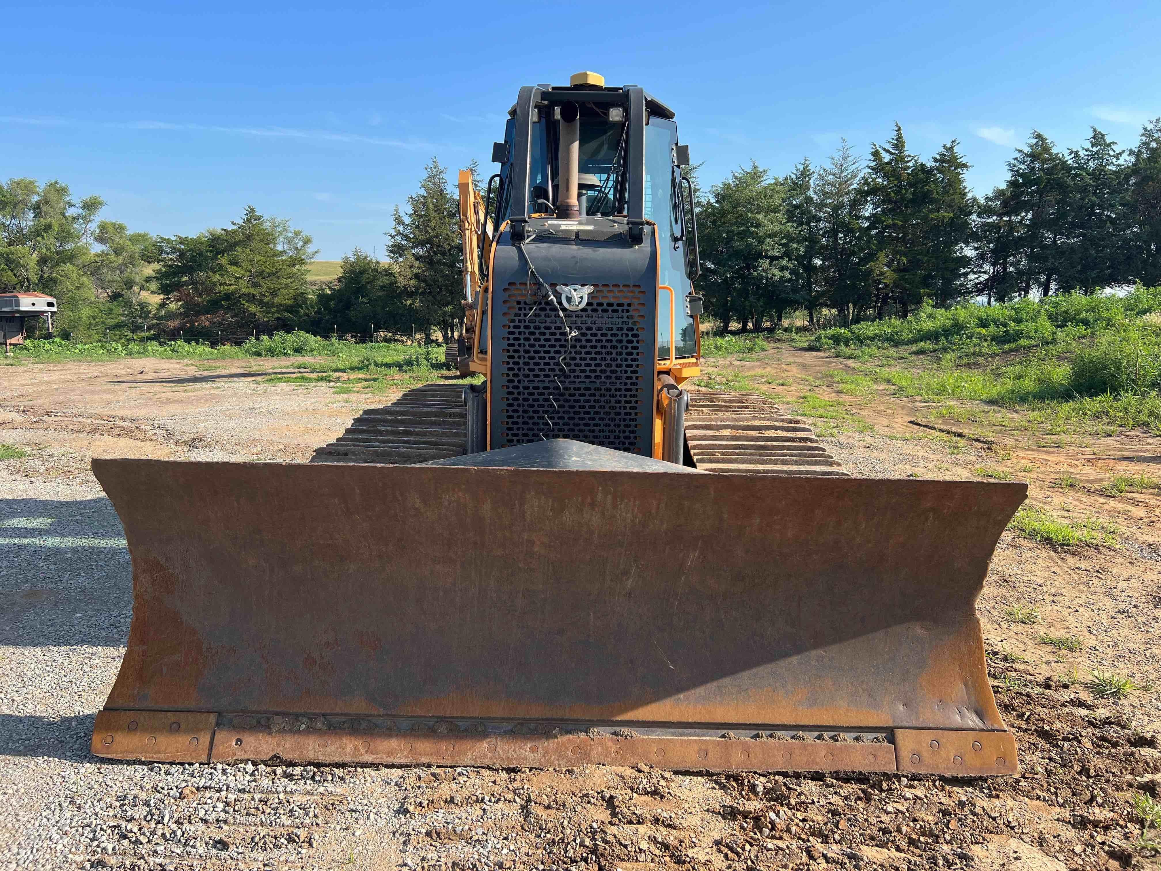 gallery 2017 Case 1150M LGP Crawler Dozer