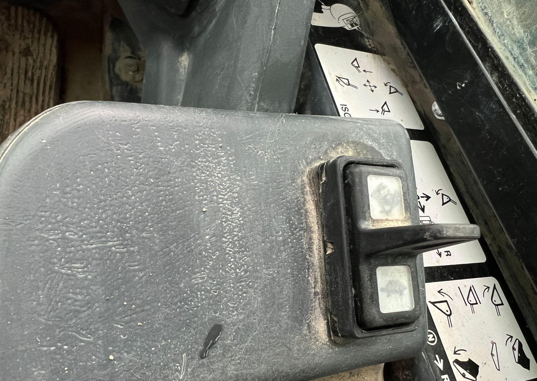 gallery 2017 John Deere 333G skid steer loader
