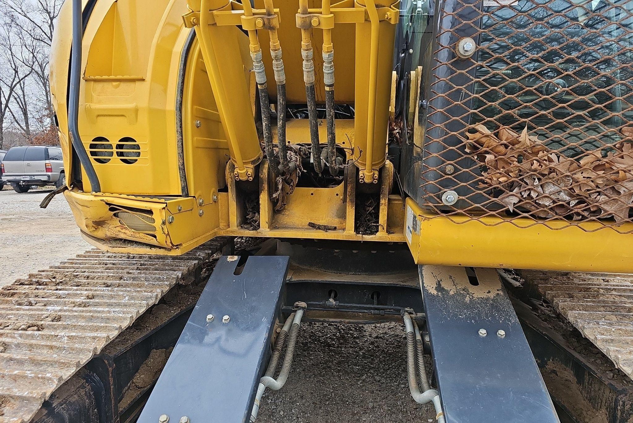 gallery 2018 Kobelco SK140SRLC-5 Excavator