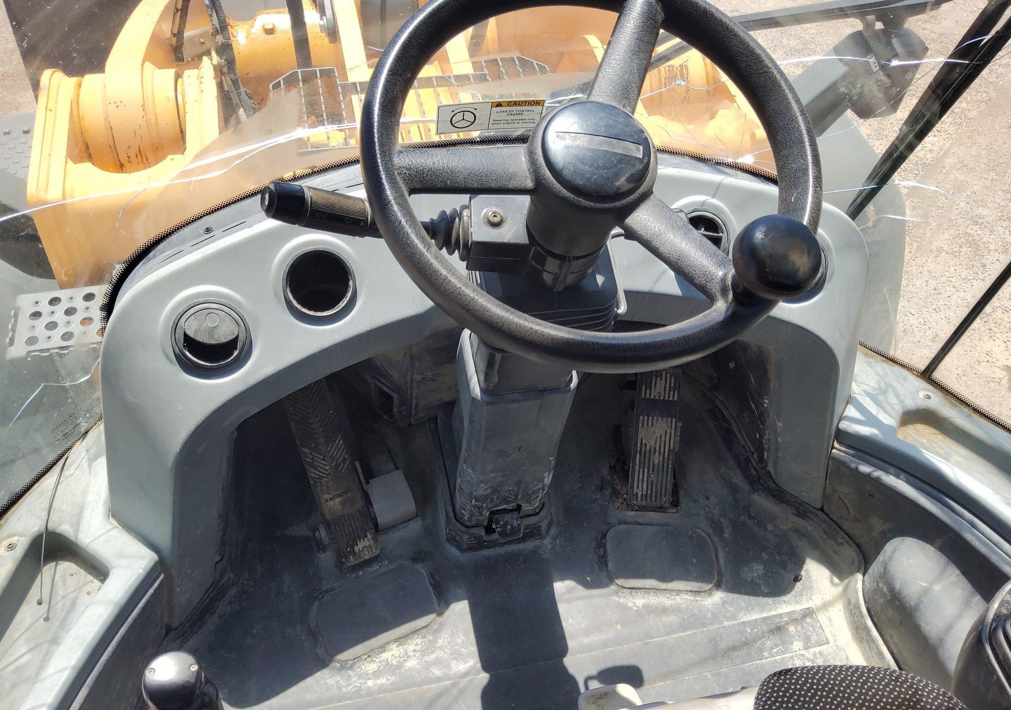 gallery 2017 Liebherr L586 wheel loader