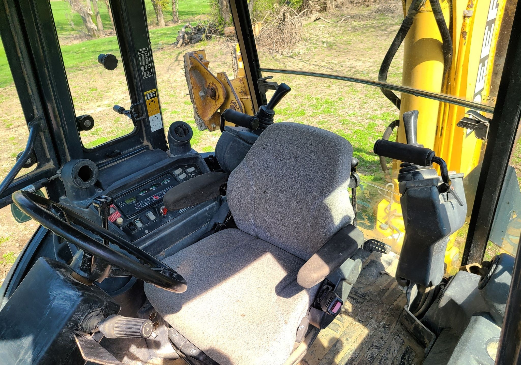 gallery 2007 John Deere 710G backhoe