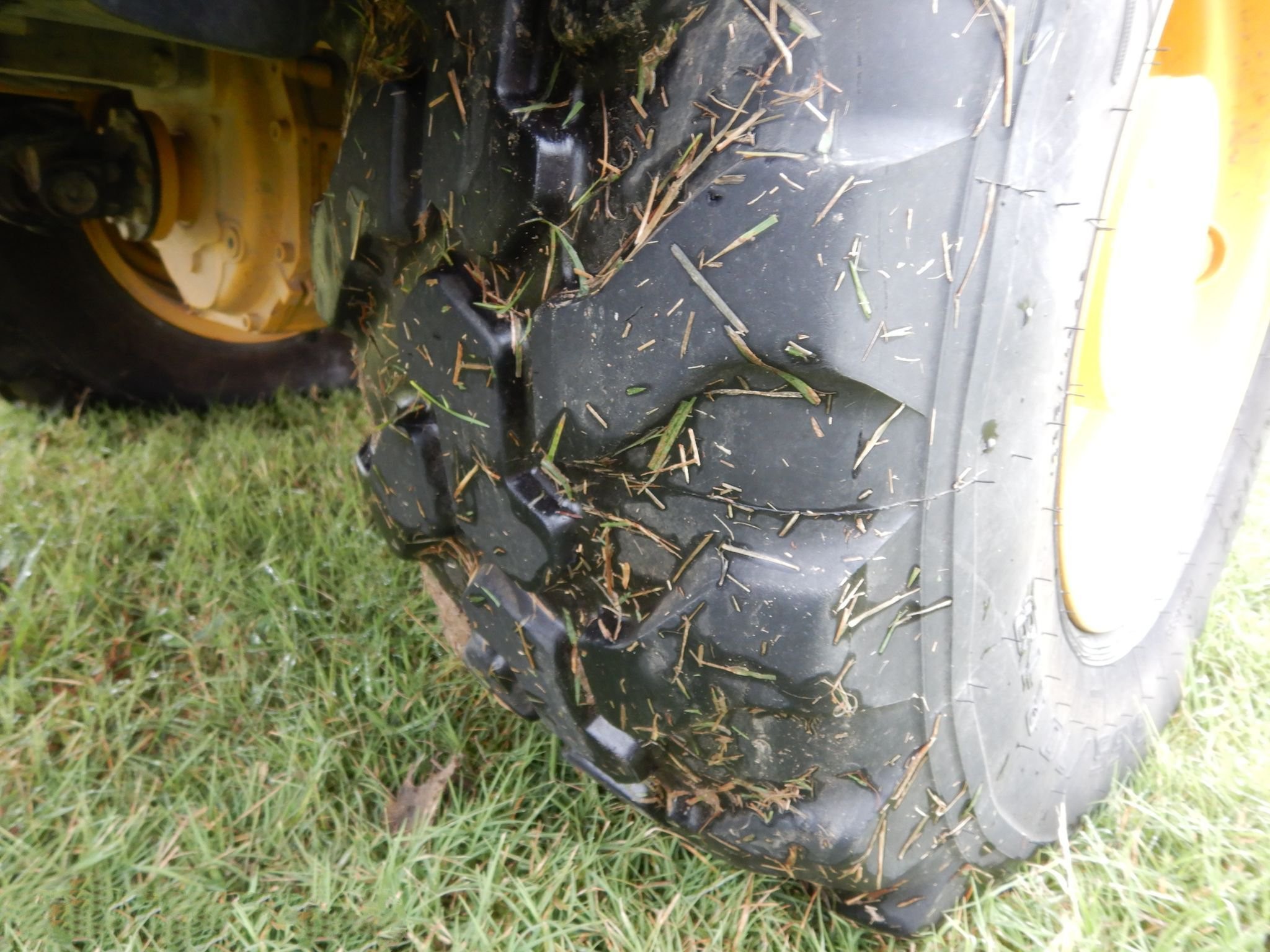 gallery 2018 John Deere 204L Wheel Loader
