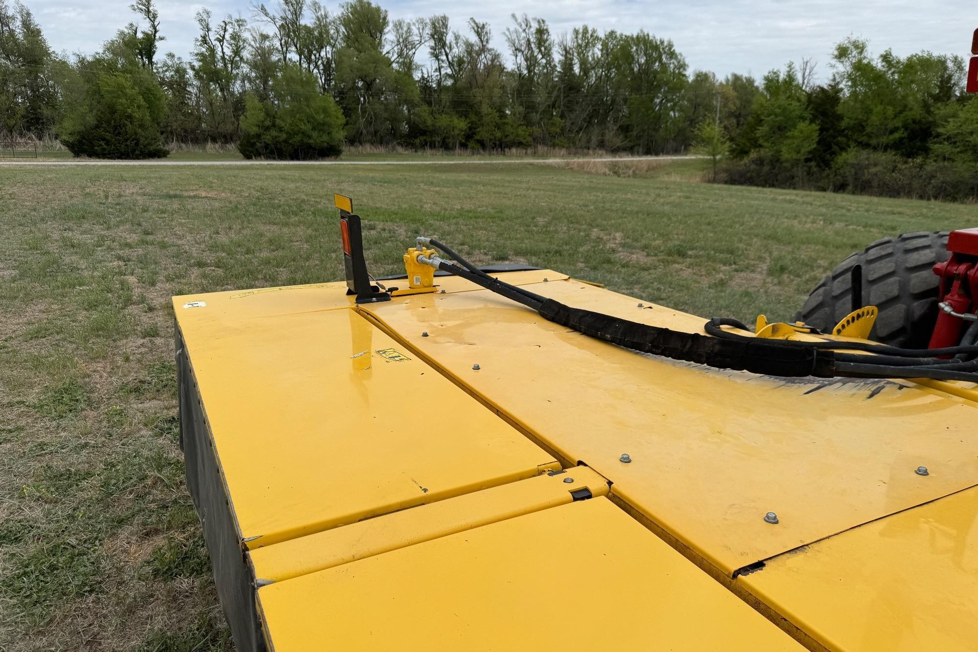 gallery 2014 New Holland Speedrower 240 Self-Propelled Windrower
