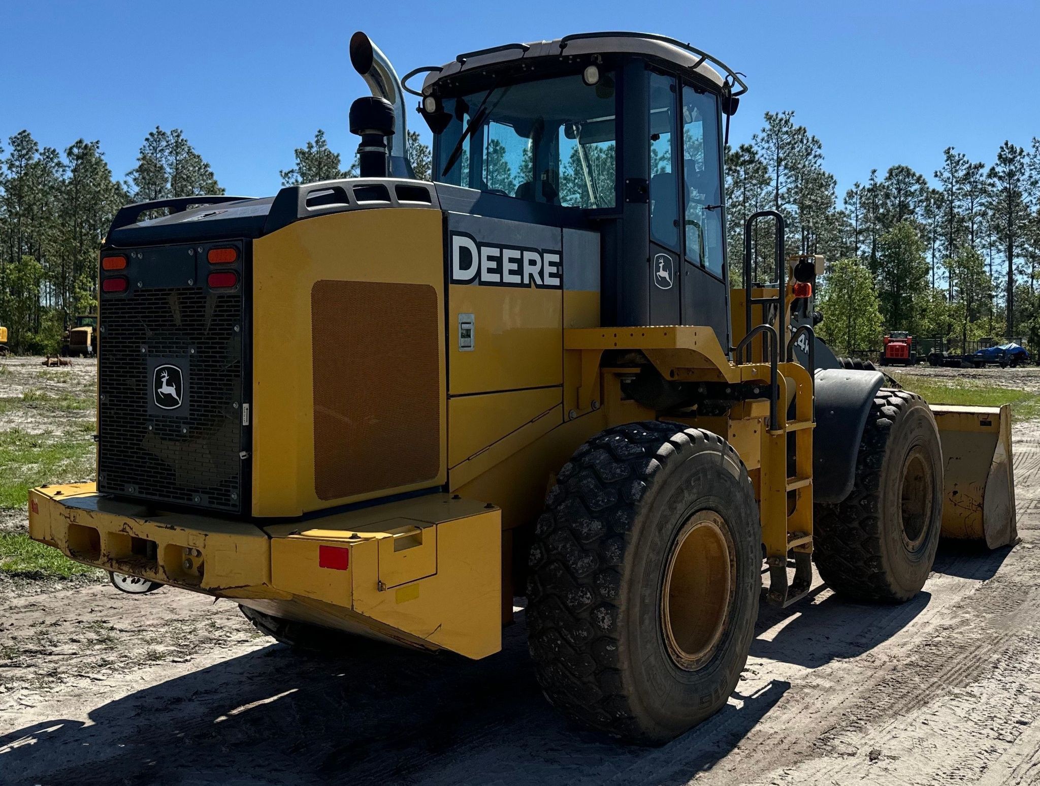 gallery 2014 John Deere 624K wheel loader
