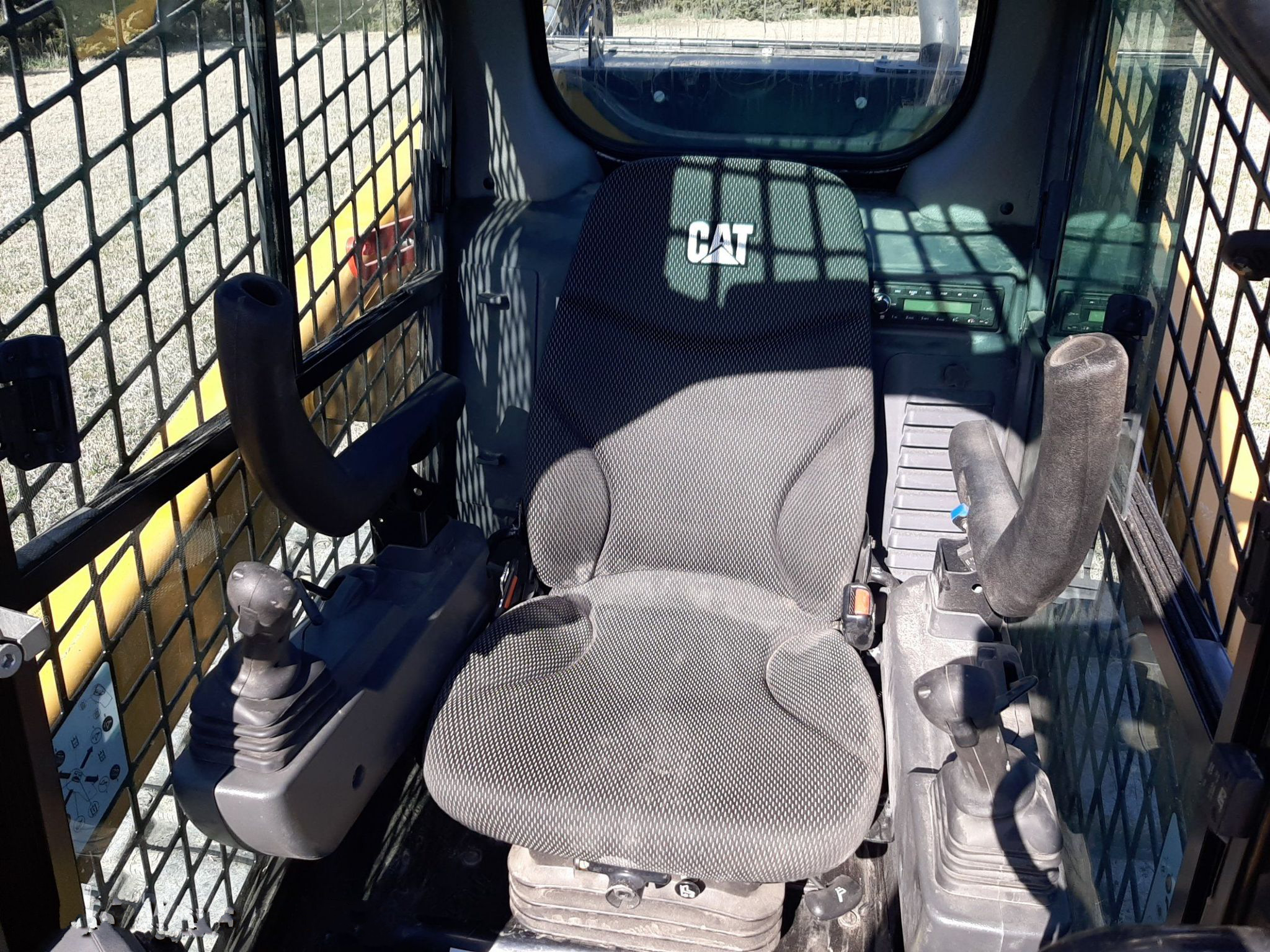 gallery 2023 Caterpillar 299D3 tracked skid steer loader