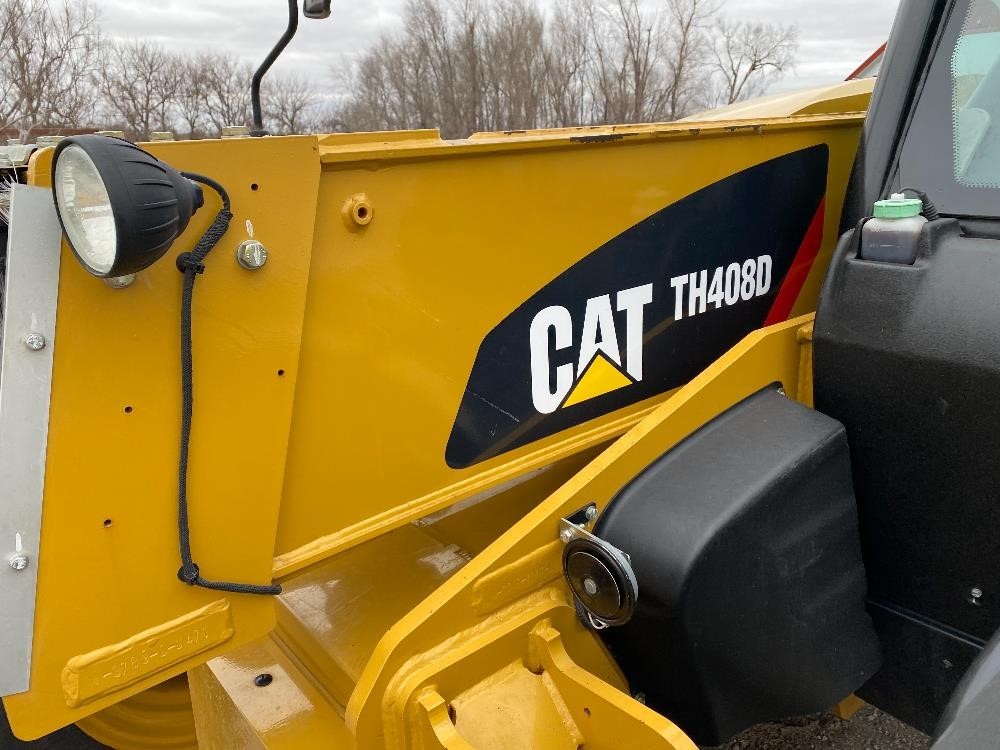 gallery 2019 Caterpillar TH408D 4x4x4 Ag Handler