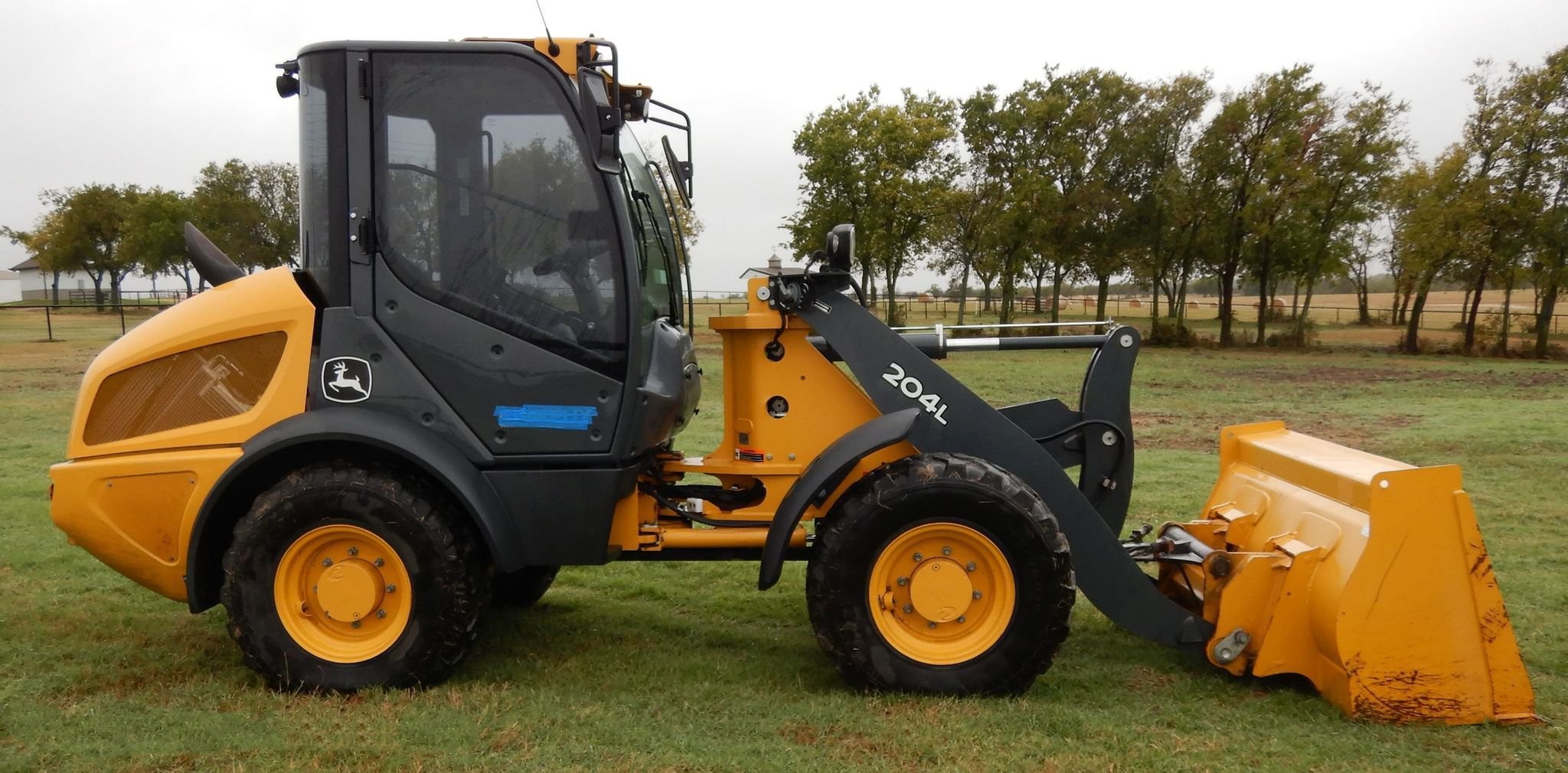 gallery 2018 John Deere 204L Wheel Loader