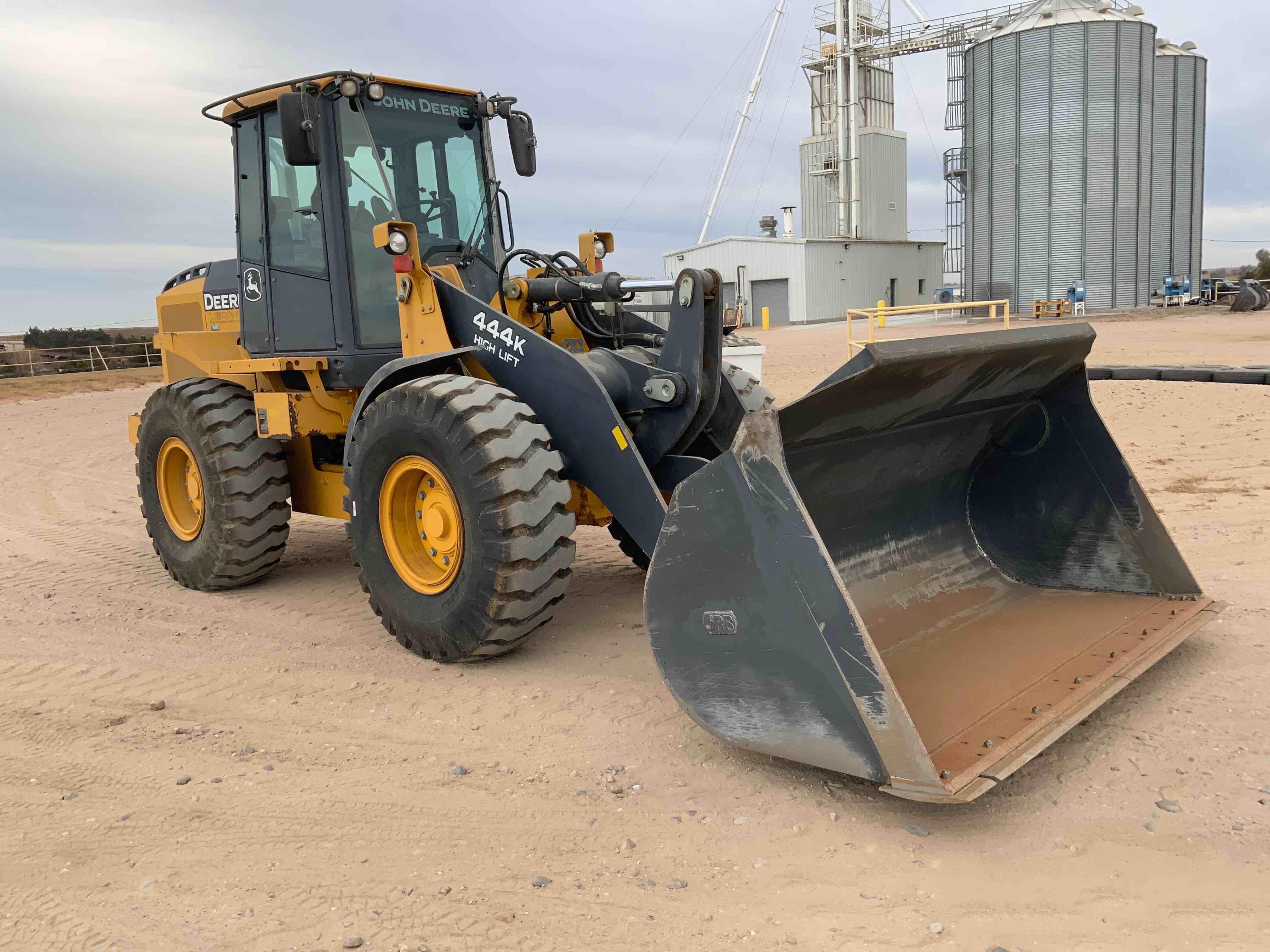 gallery John Deere 444K High Lift Wheel Loader