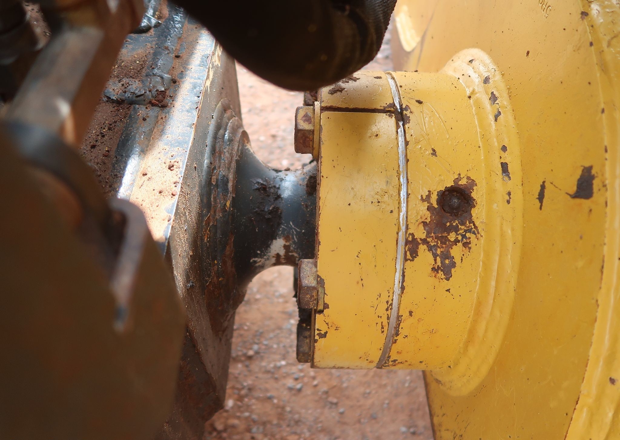 gallery 2015 John Deere 750K WLT dozer