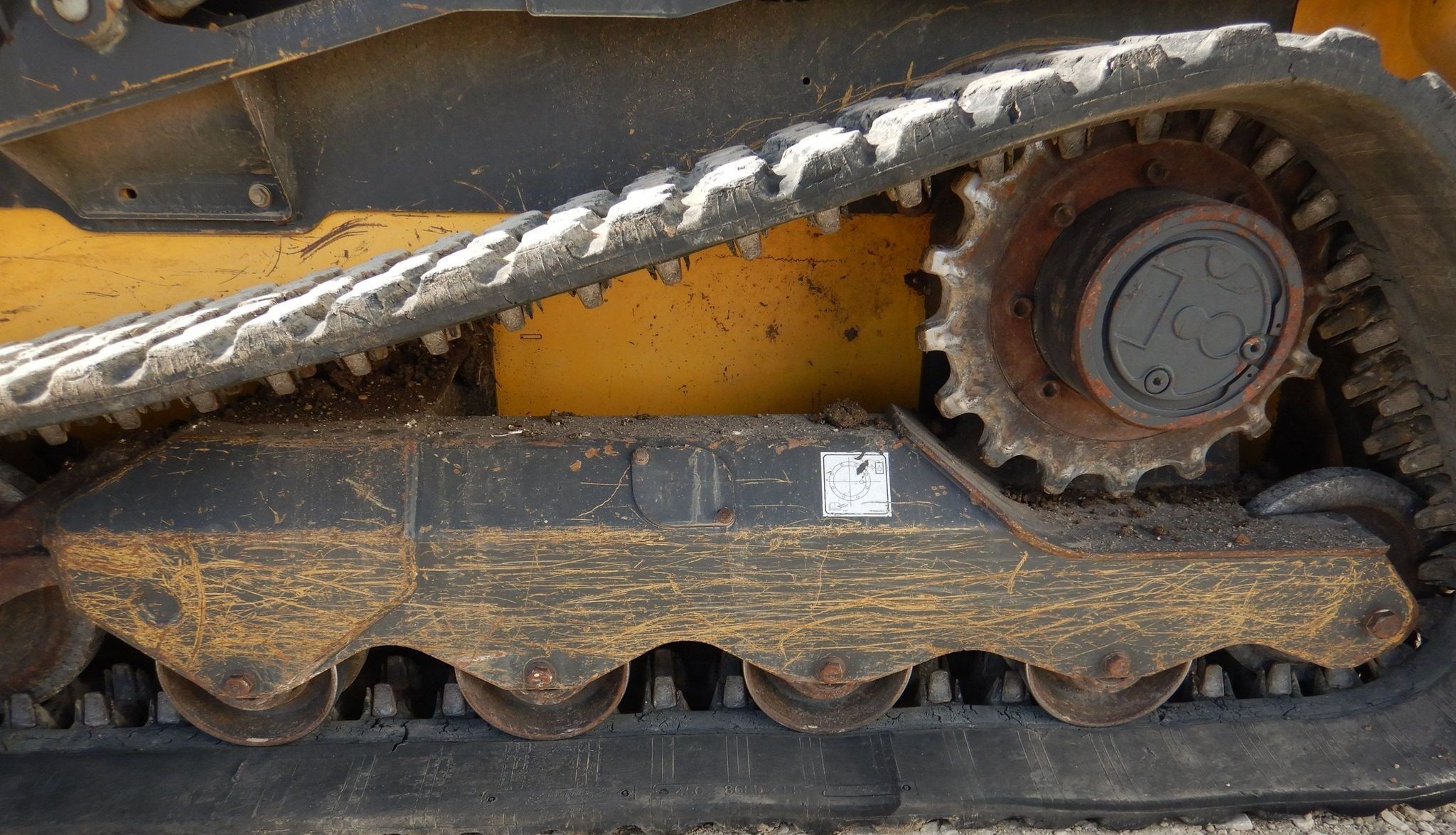 gallery New Holland C245 tracked skid steer loader