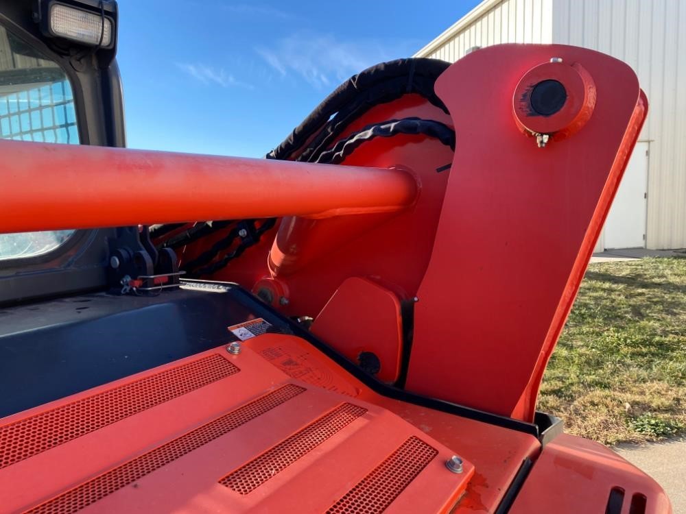 gallery 2014 Kubota SVL90-2 Compact Track Loader