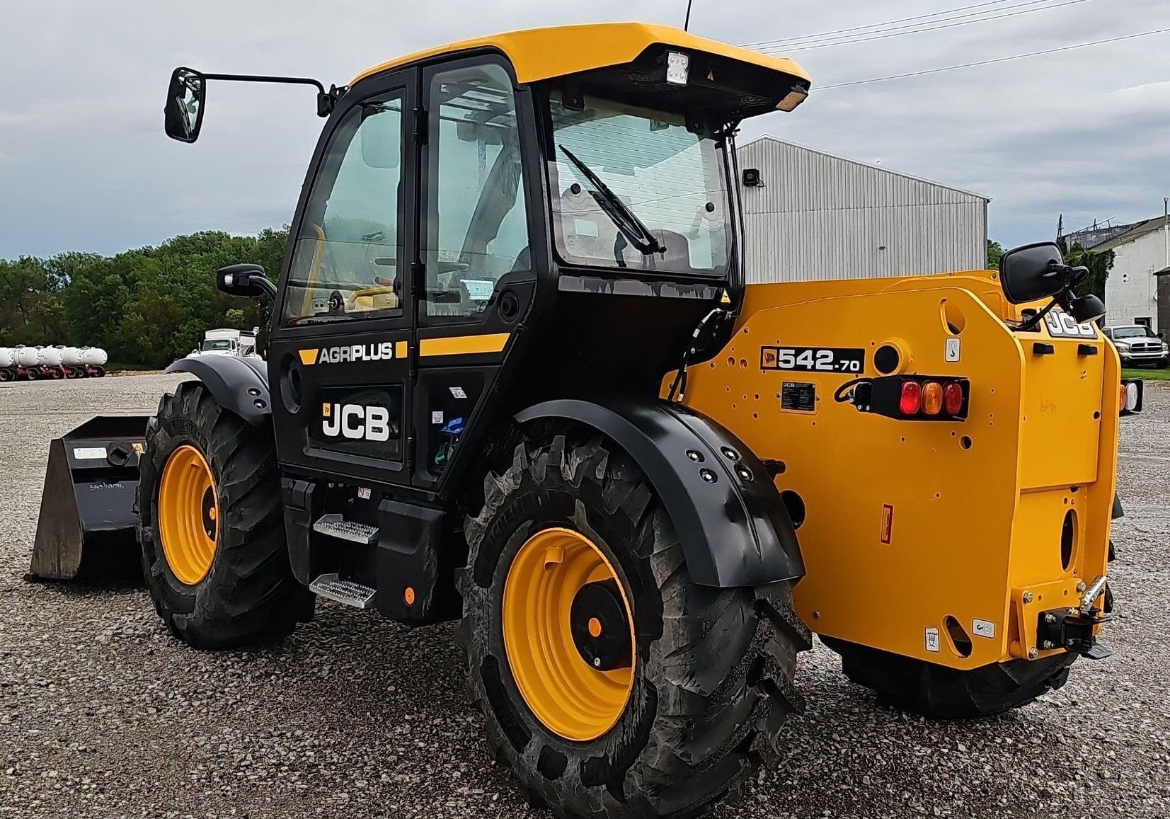 gallery 2023 JCB 542-70AG telehandler