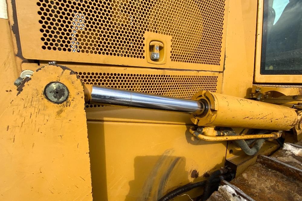 gallery 2005 Caterpillar D6N LGP Crawler Dozer