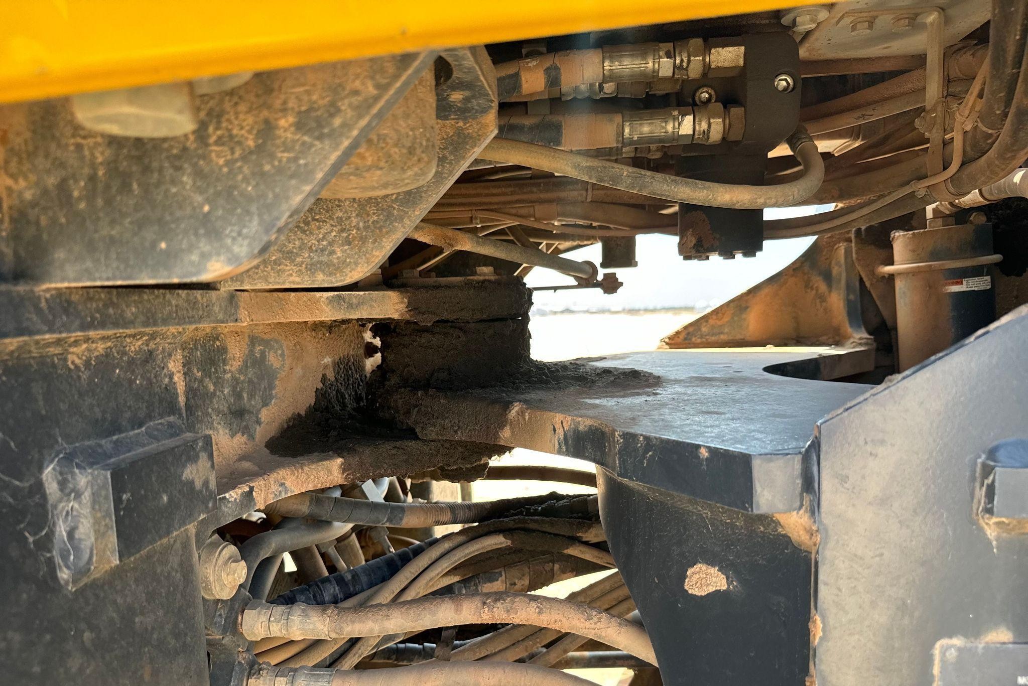 gallery 2014 Komatsu WA270-7 wheel loader