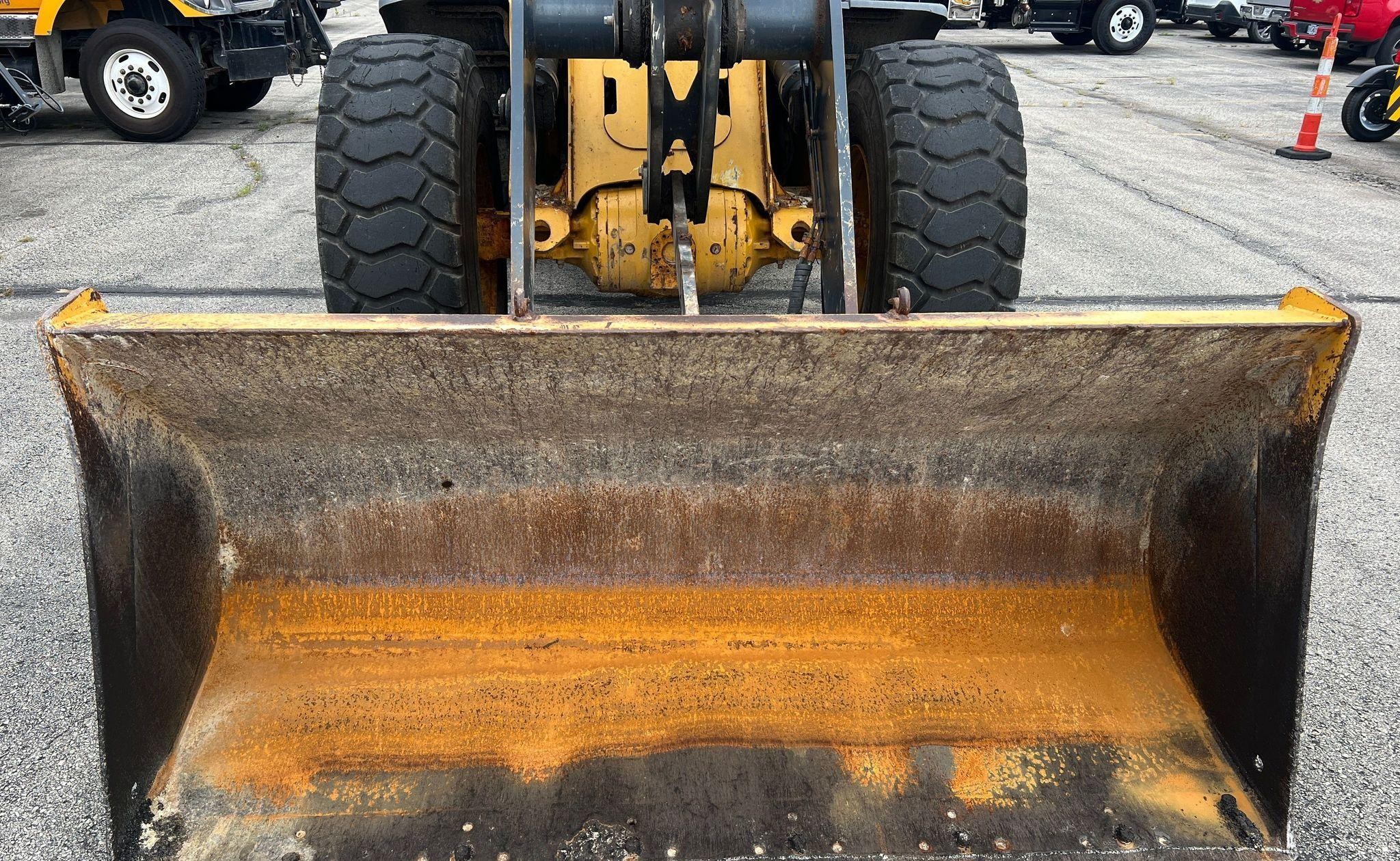 gallery 2008 John Deere 544J wheel loader