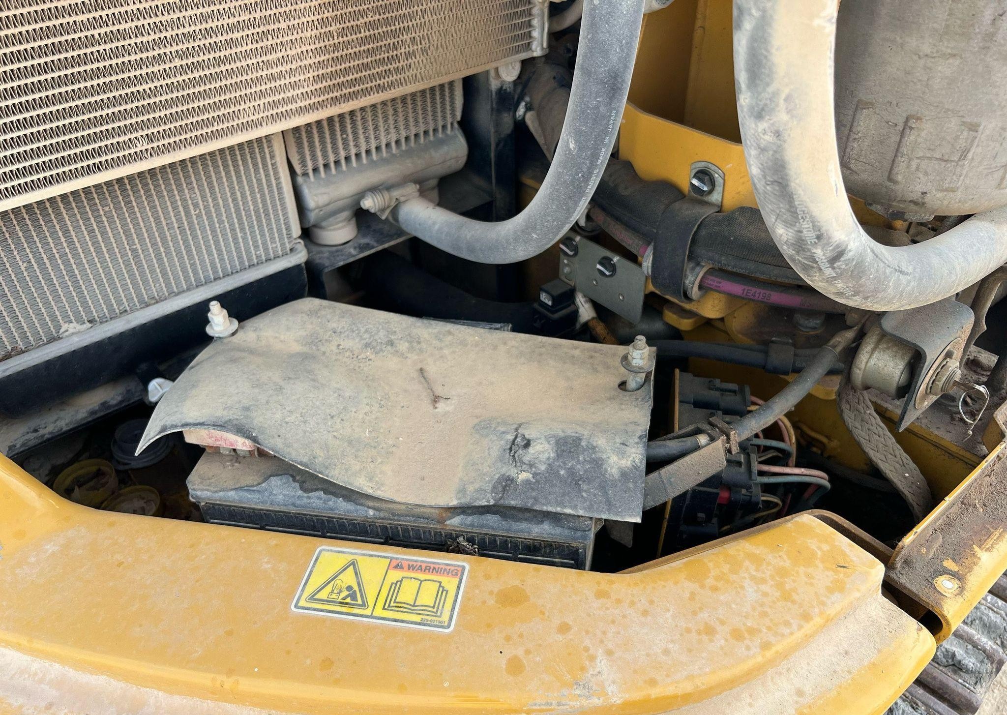 gallery 2016 Caterpillar 308E2 CR mini excavator