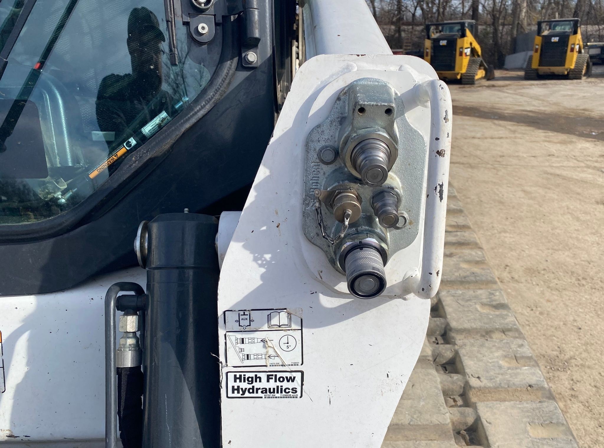 gallery 2019 Bobcat T870 tracked skid steer loader
