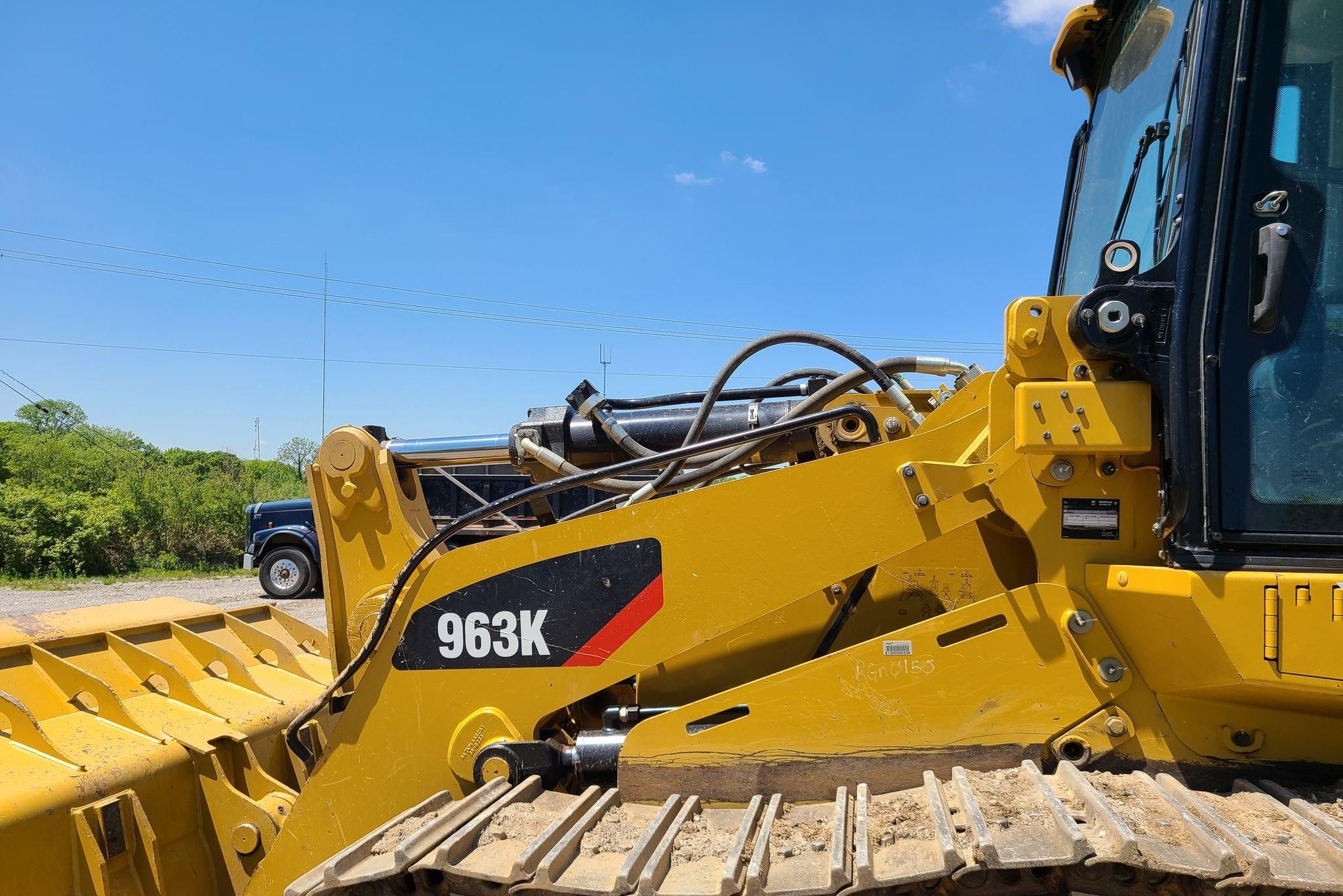 gallery 2018 Caterpillar 963K track loader