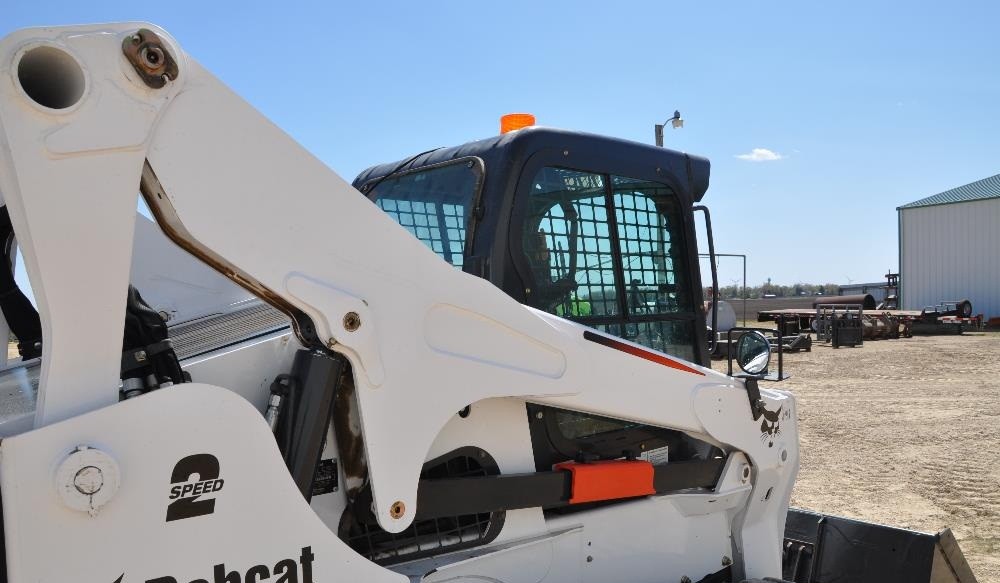 gallery 2013 Bobcat T870 Compact Track Loader