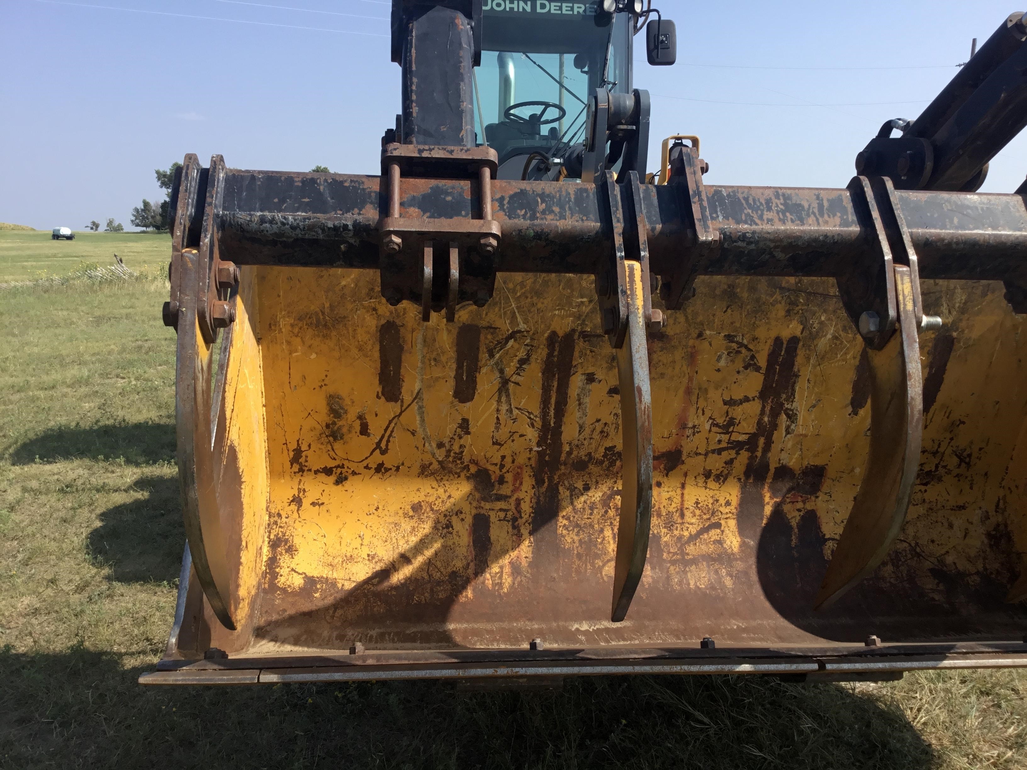 gallery 2010 John Deere 544K High Lift Wheel Loader WGrapple