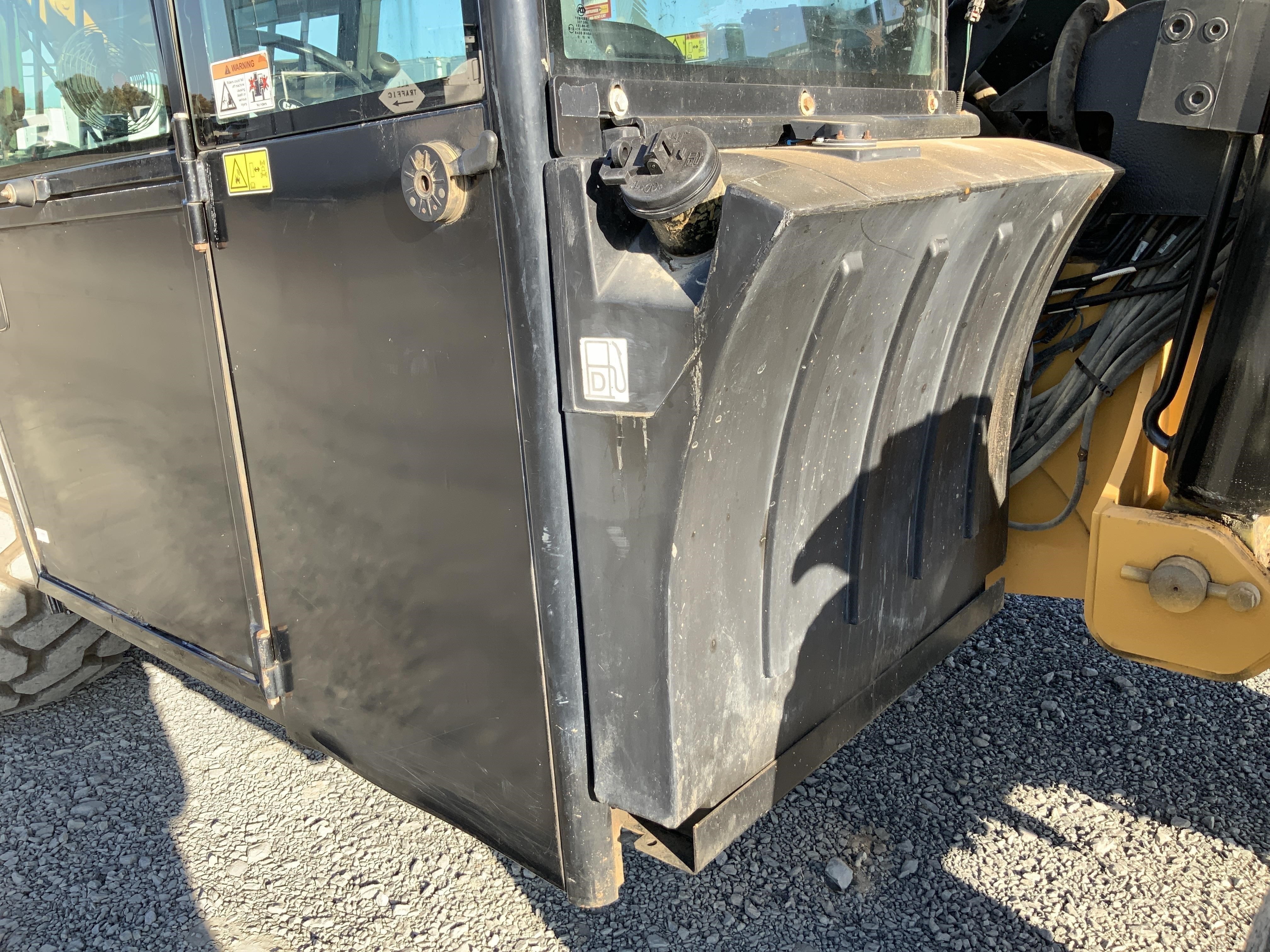 gallery 2013 Caterpillar TL1055C Telehandler