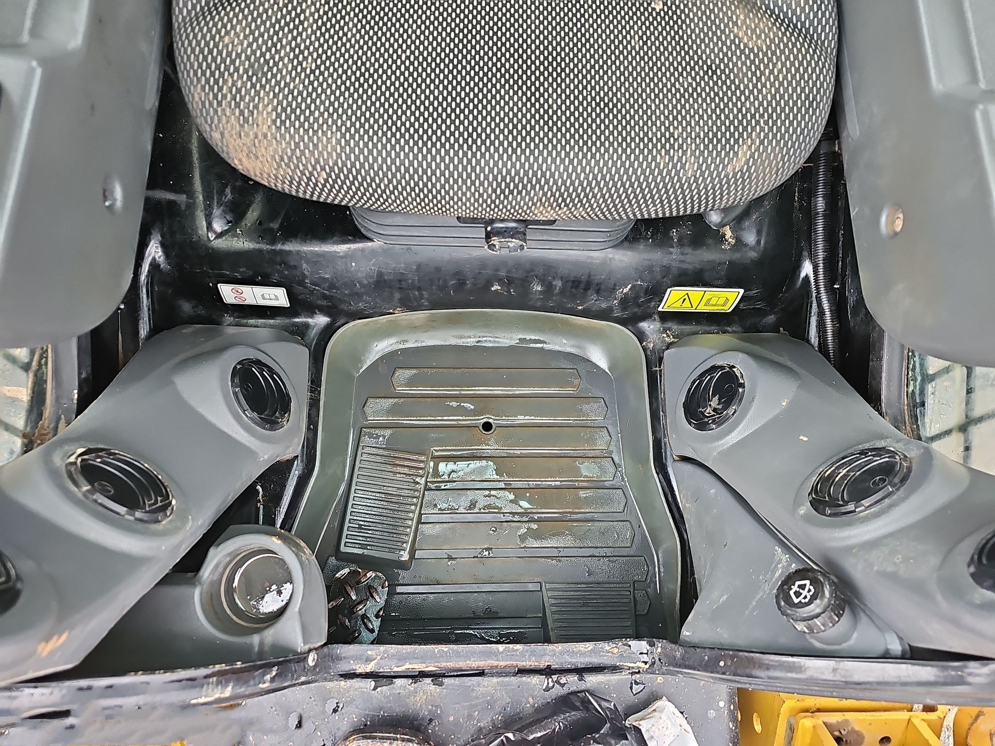 gallery 2020 Caterpillar 299D3 tracked skid steer loader