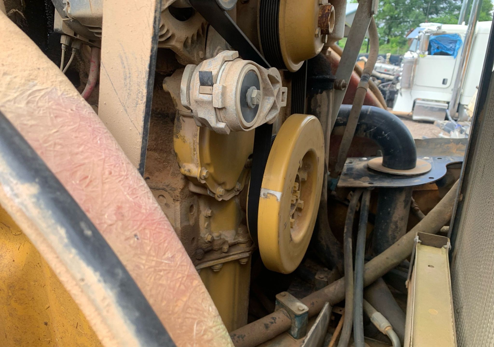 gallery 2008 Caterpillar CS56 single drum vibratory roller