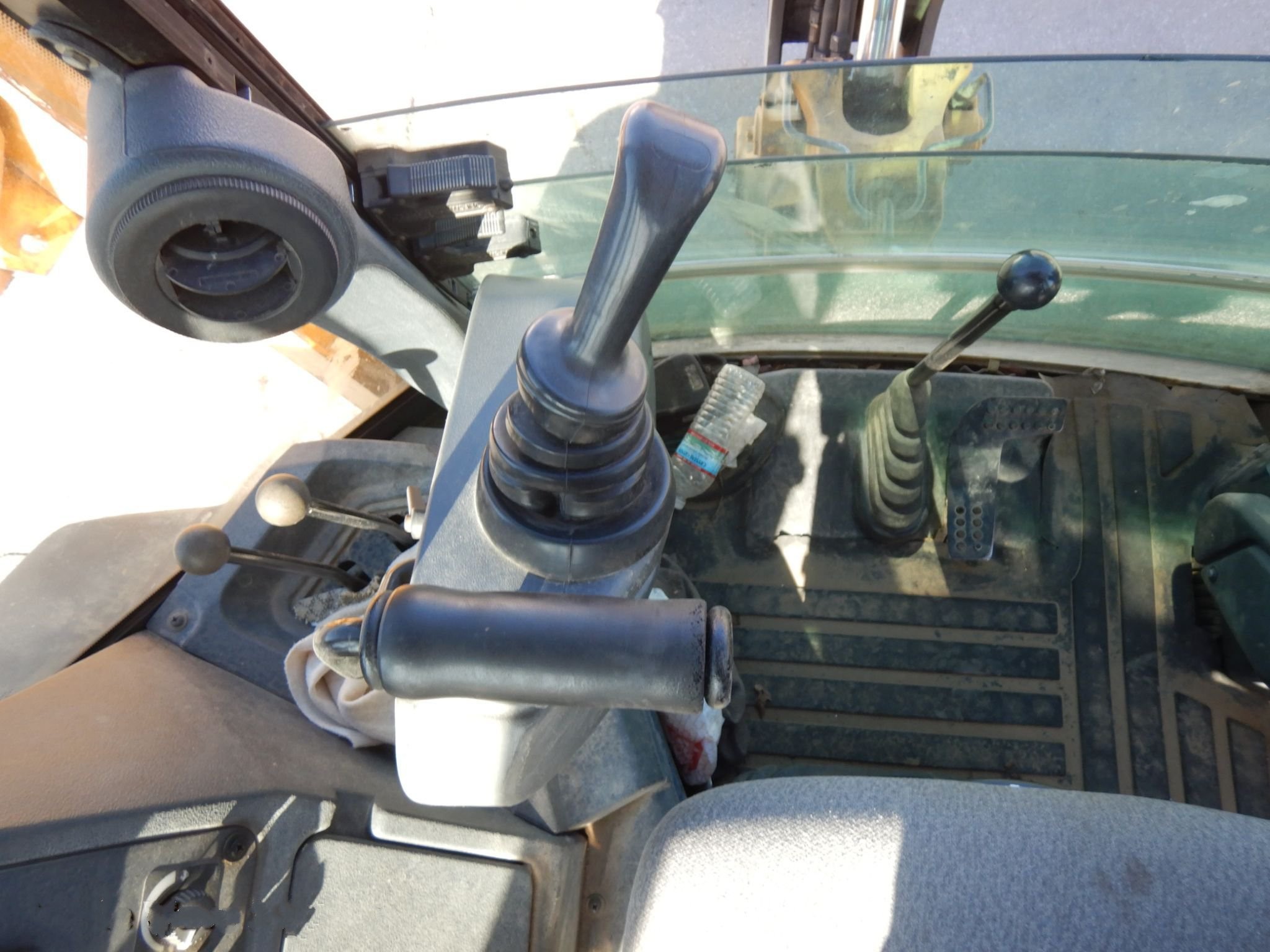 gallery 2012 John Deere 410K backhoe
