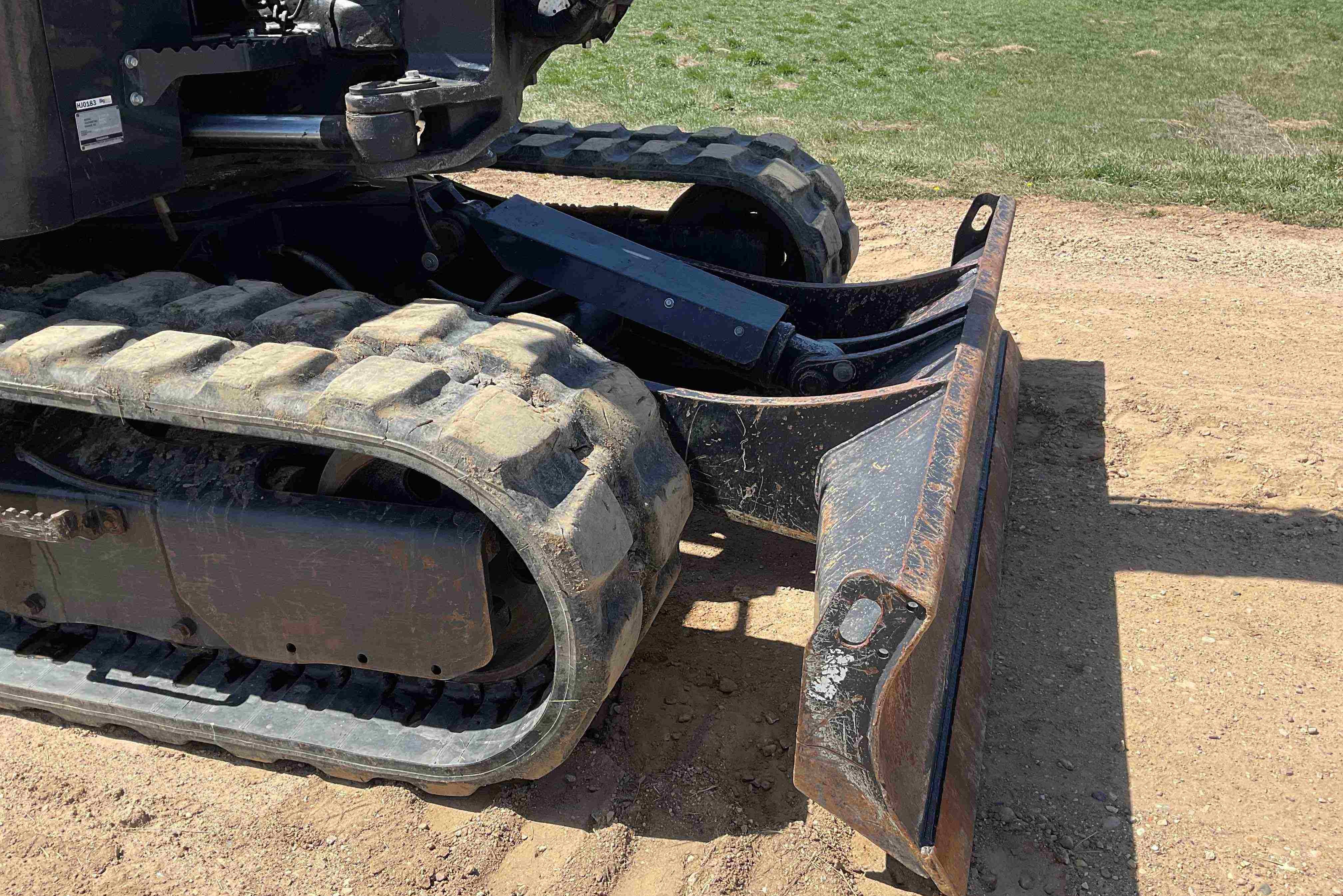 gallery 2021 Yanmar SV100-2A Excavator WHyd Thumb