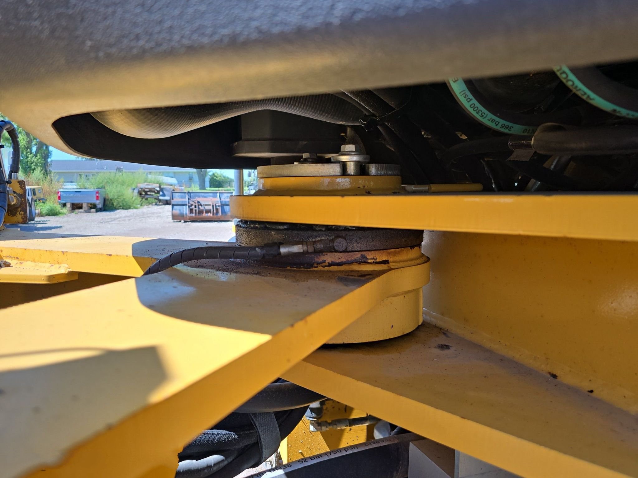 gallery 2014 John Deere 824K Wheel Loader