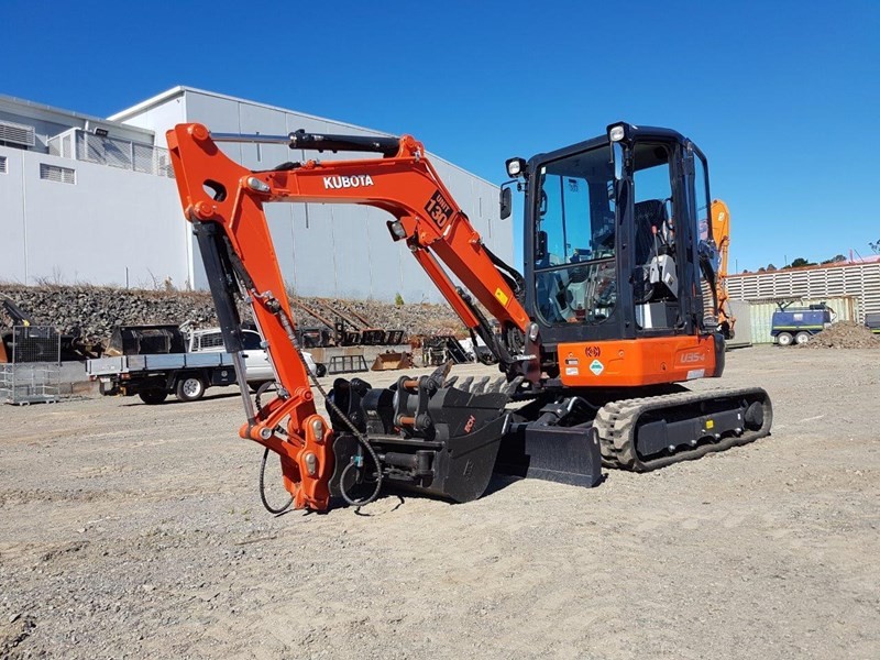 gallery 2017 KUBOTA U35-4R3