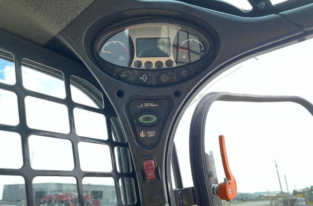 gallery 2019 Bobcat T770 Compact Track Loader