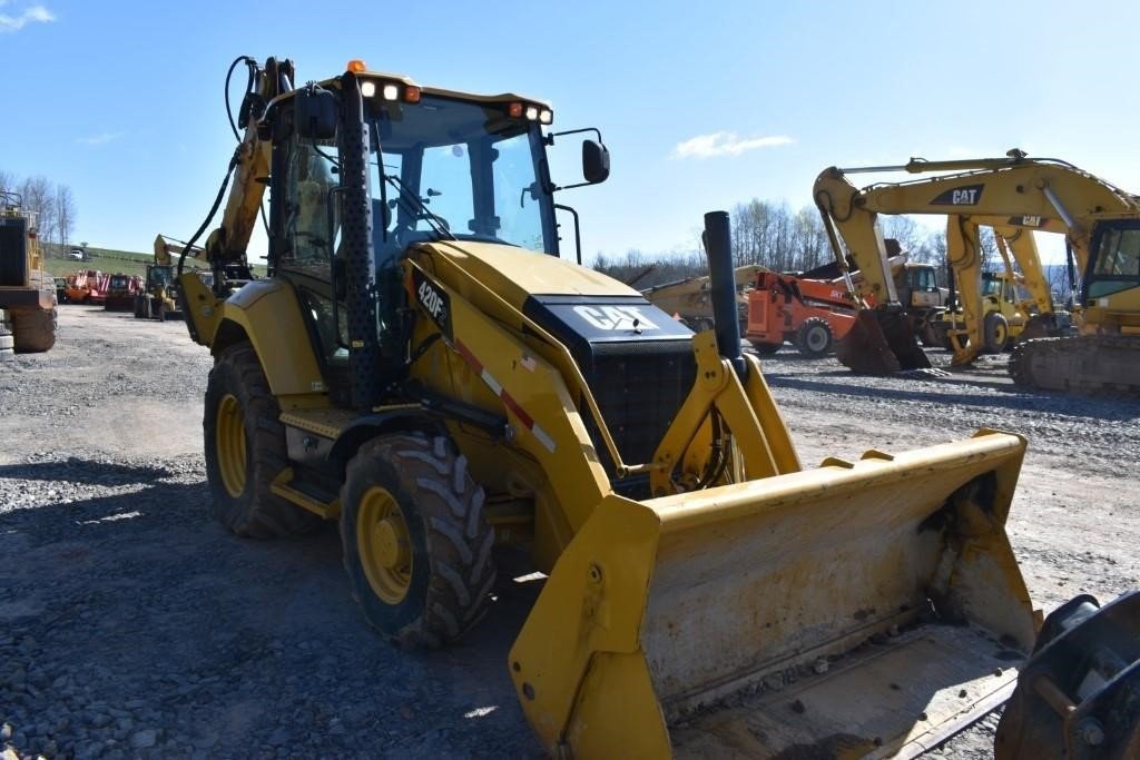 gallery 2017 CATERPILLAR 420F2 BACKHOE