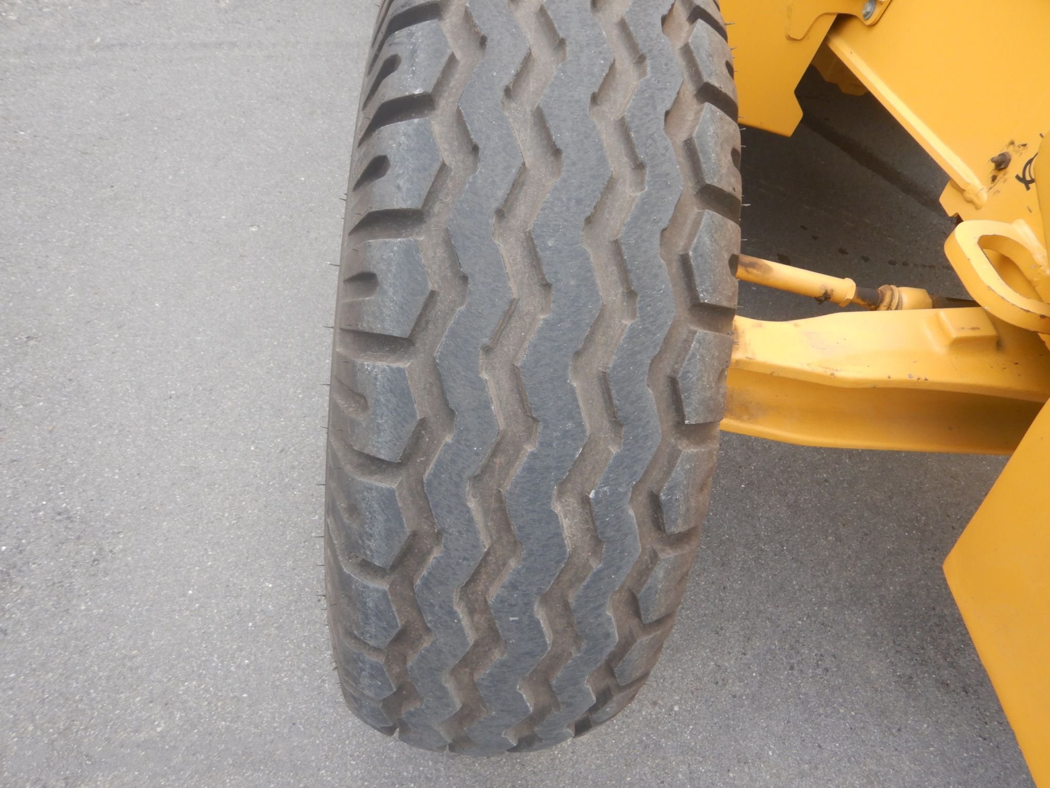 gallery 2015 John Deere 410L backhoe