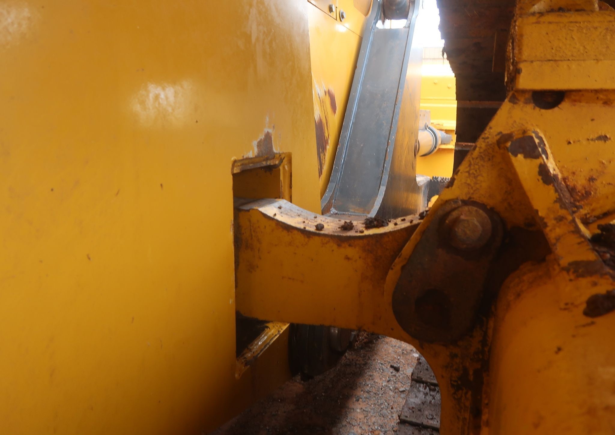 gallery 2015 John Deere 750K WLT dozer