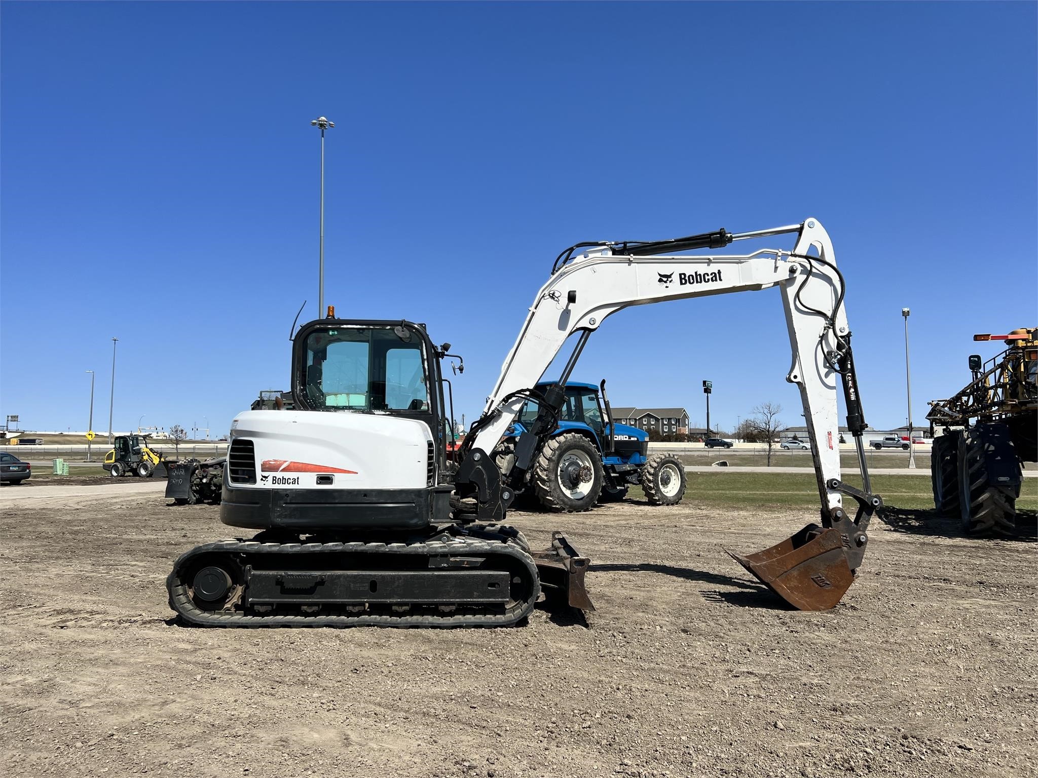 gallery 2016 BOBCAT E85  Mini Excavator