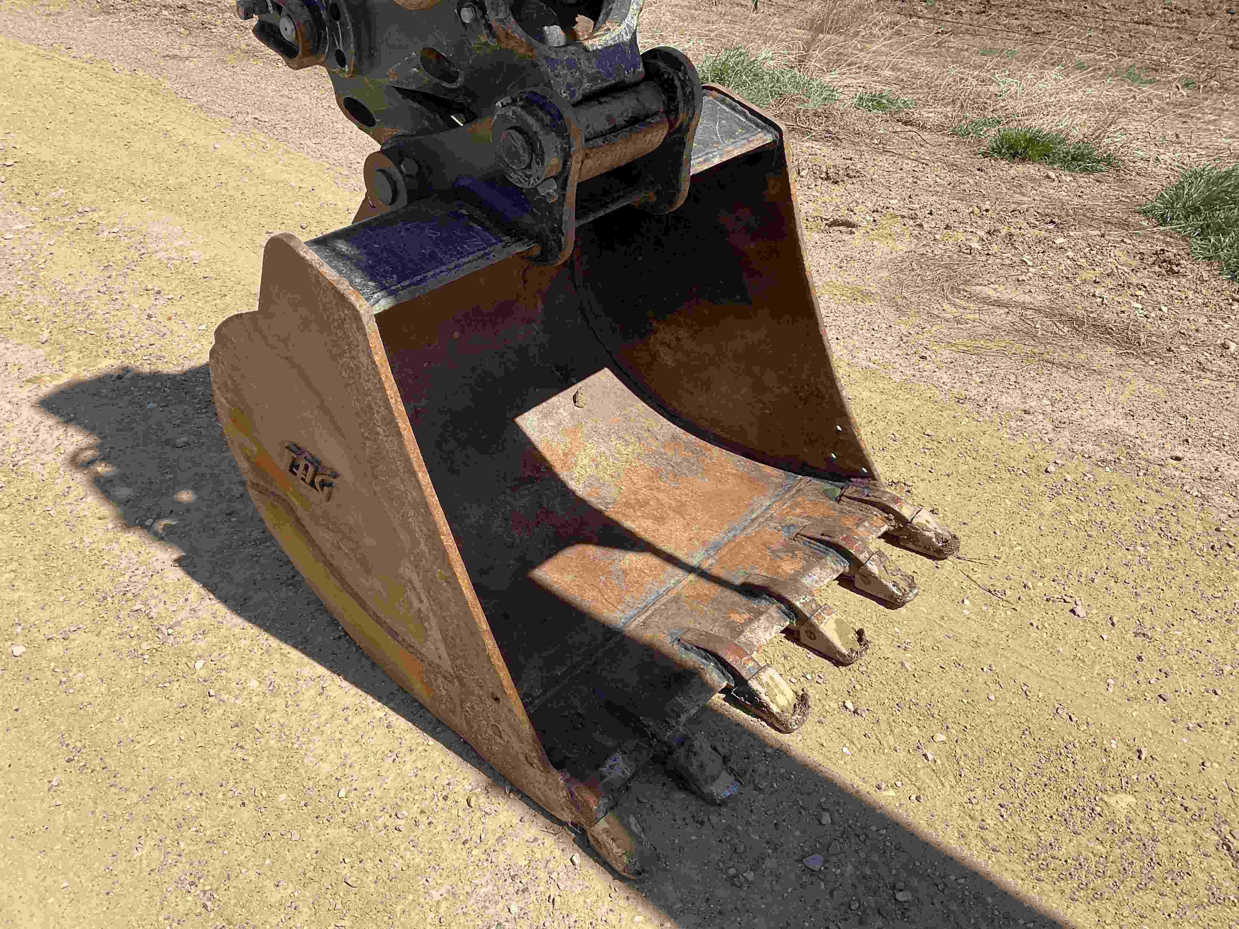 gallery 2021 Yanmar SV100-2A Excavator WHyd Thumb