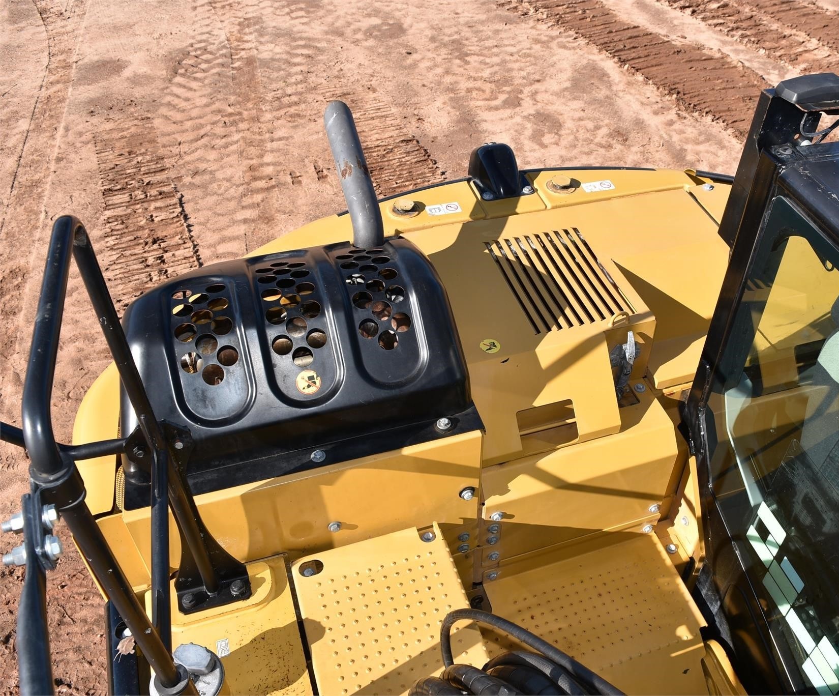 gallery 2018 CATERPILLAR 315F LCR