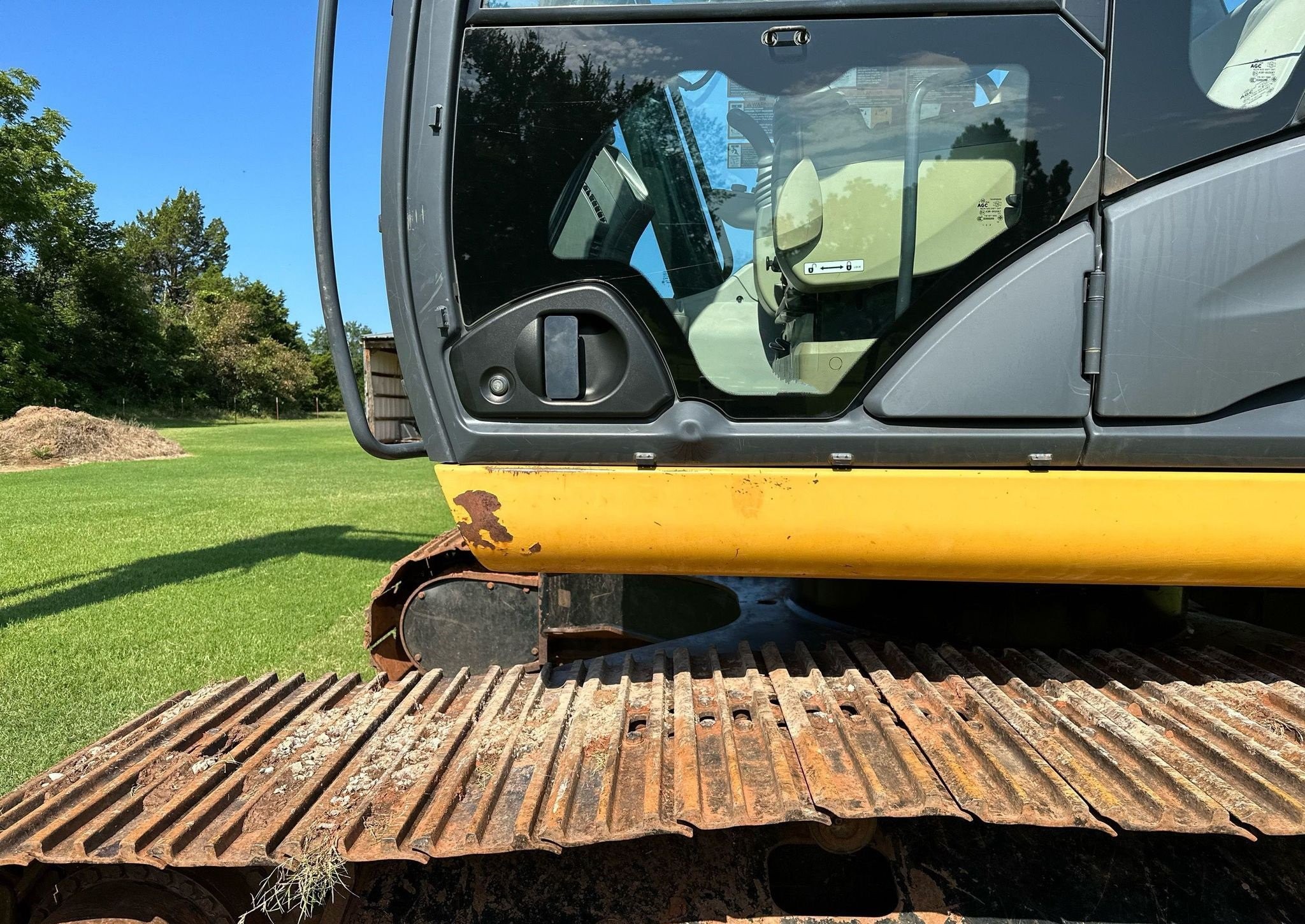 gallery 2014 John Deere 250G LC excavator
