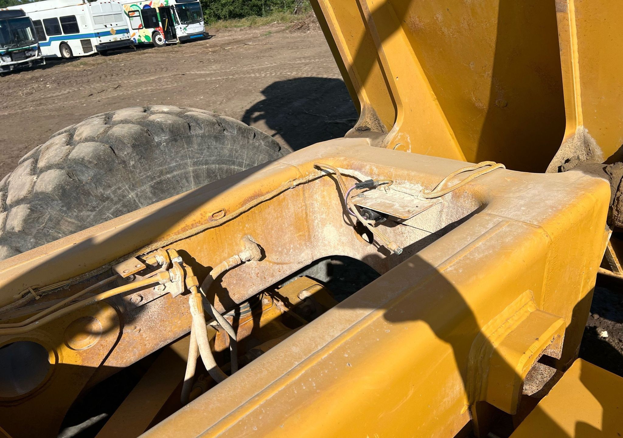 gallery 2002 Caterpillar 730 haul truck