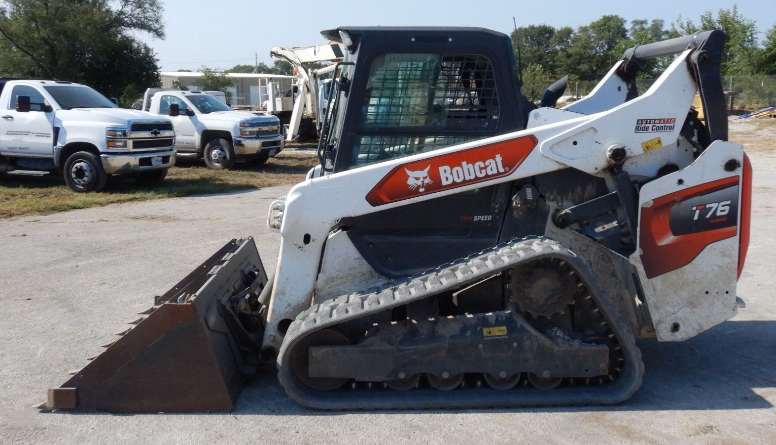 gallery 2020 Loader Bobcat T76 Skid Steer