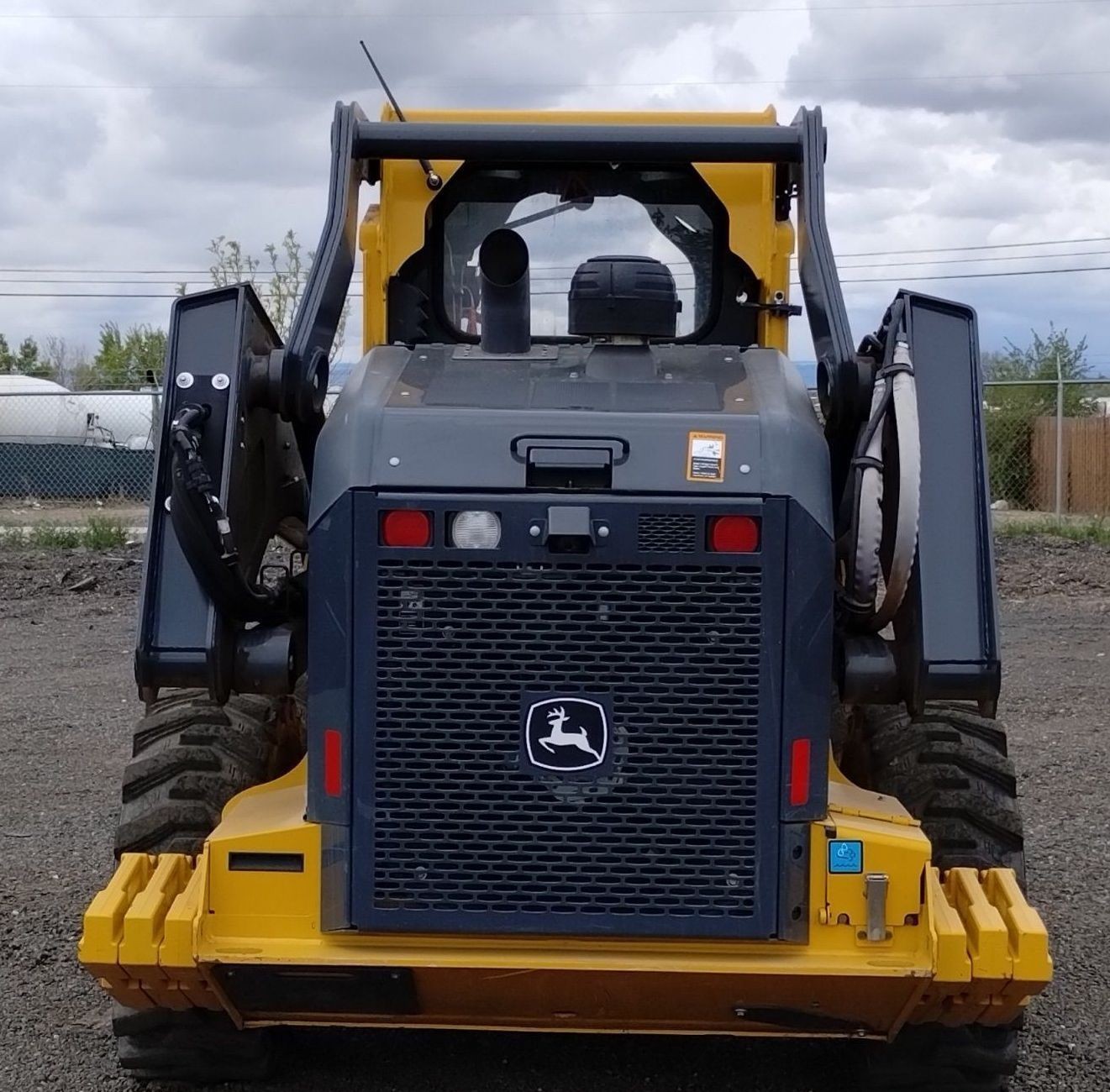 gallery 2022 John Deere 330G skid steer loader