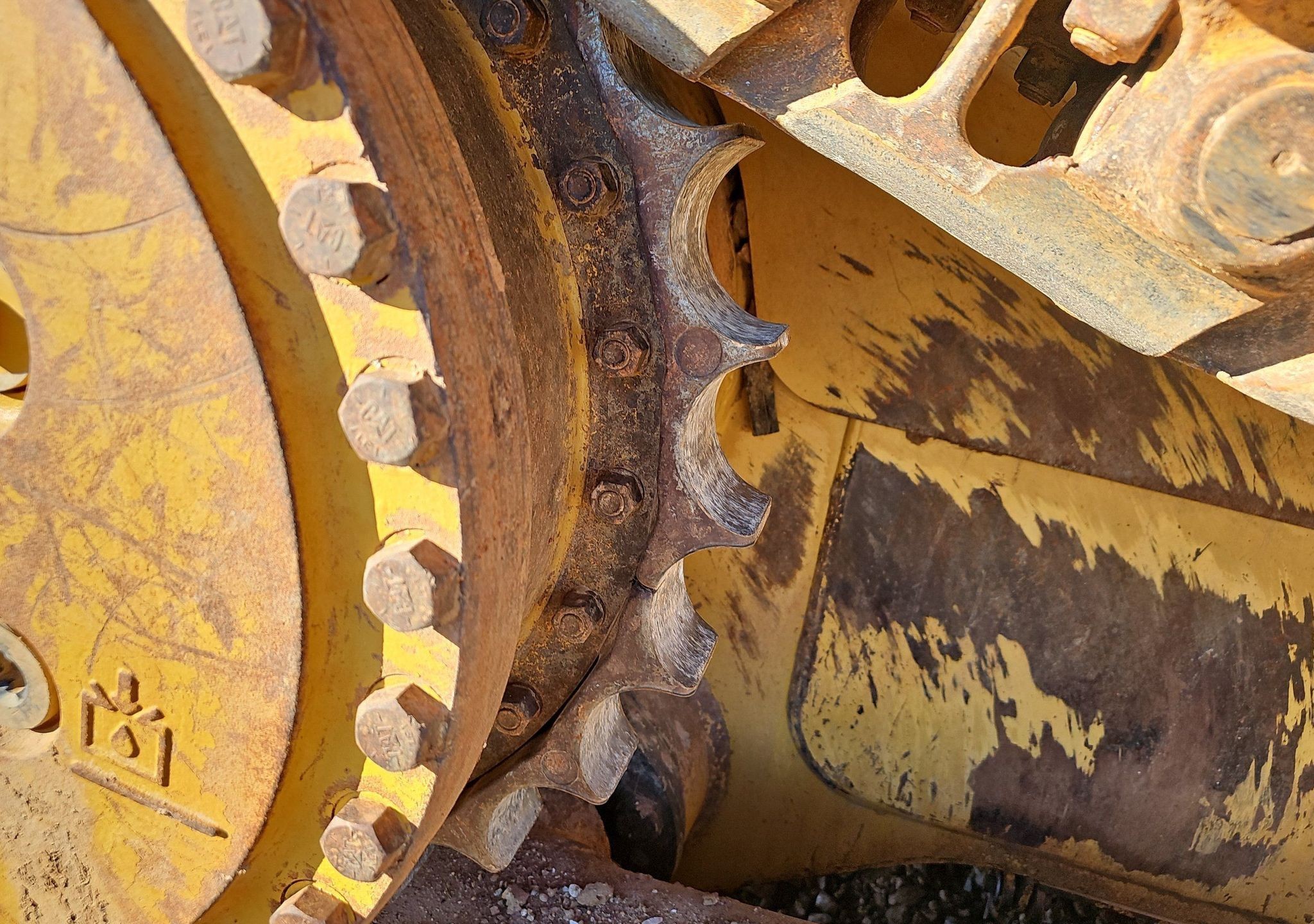 gallery 2014 Caterpillar D6T XL dozer