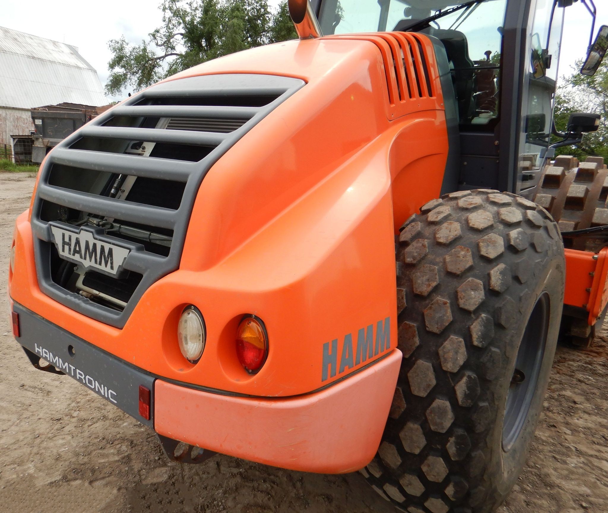 gallery 2016 Hamm H11I vibratory roller